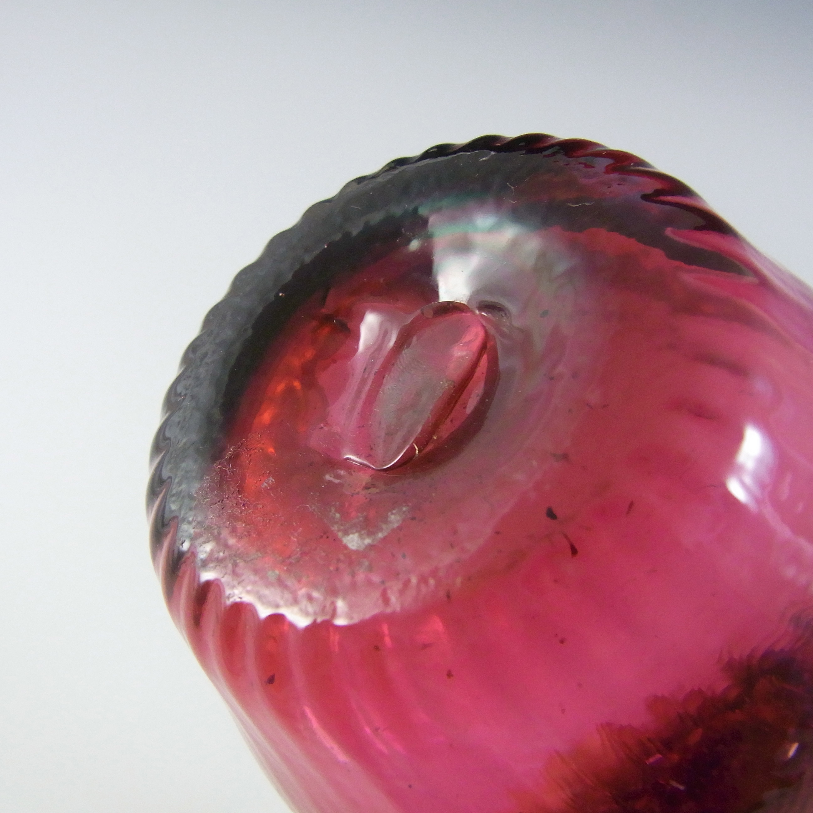 (image for) Victorian Antique Vintage Cranberry Glass Vase - Click Image to Close