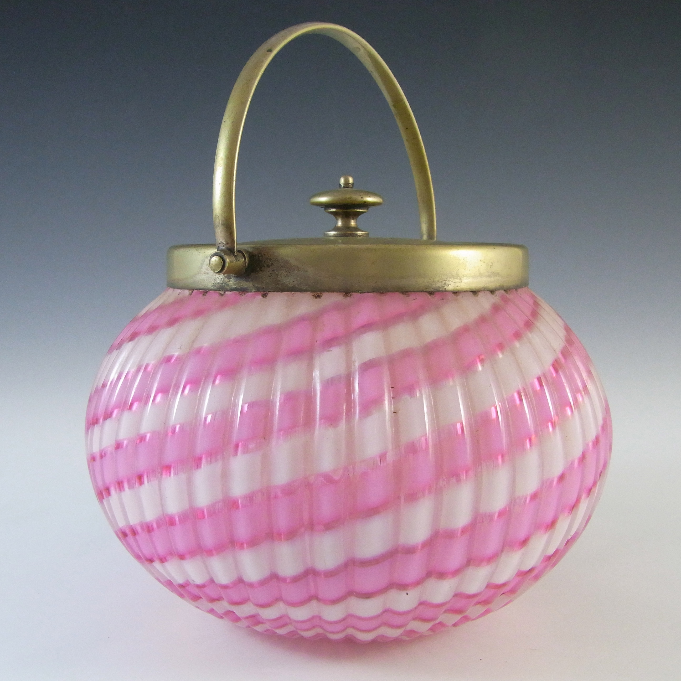 (image for) Vintage Victorian Pink and White Glass & Silver Plated Biscuit Barrel - Click Image to Close