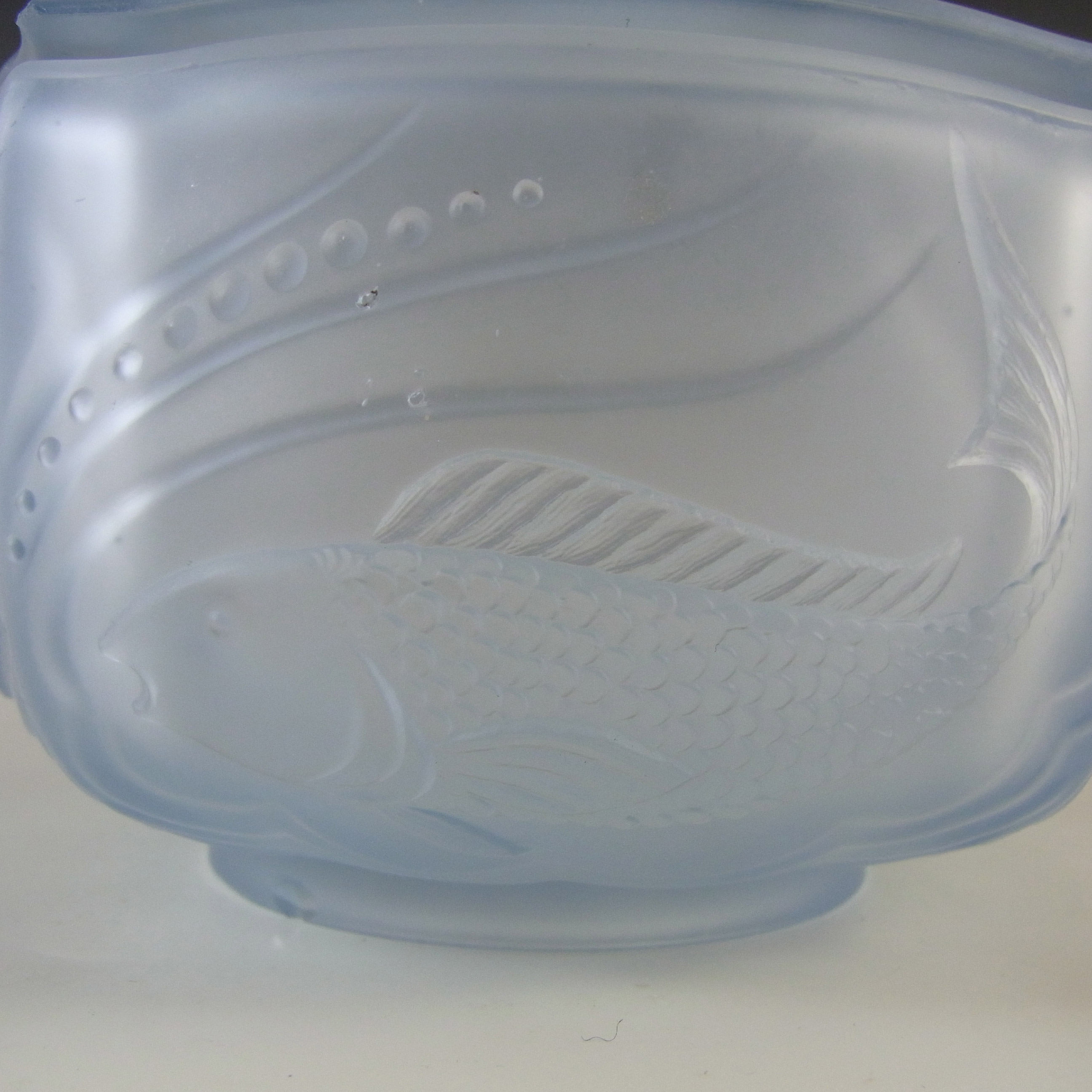 Walther & Söhne Art Deco Blue Glass 'Nymphen' Trinket Bowl Large - Click Image to Close