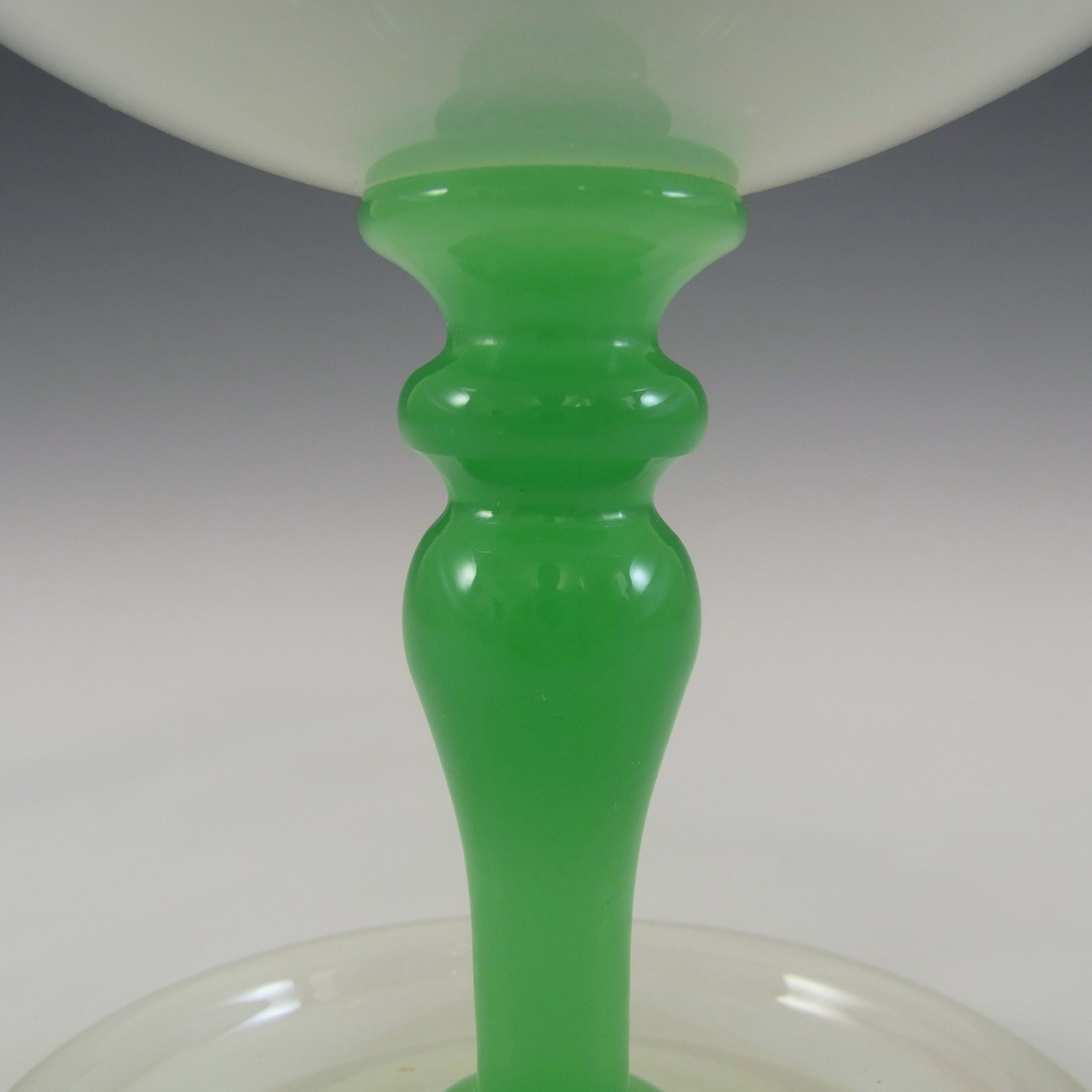 (image for) Stevens & Williams Pair of Alabaster Green Glass Champagne Glasses - Click Image to Close