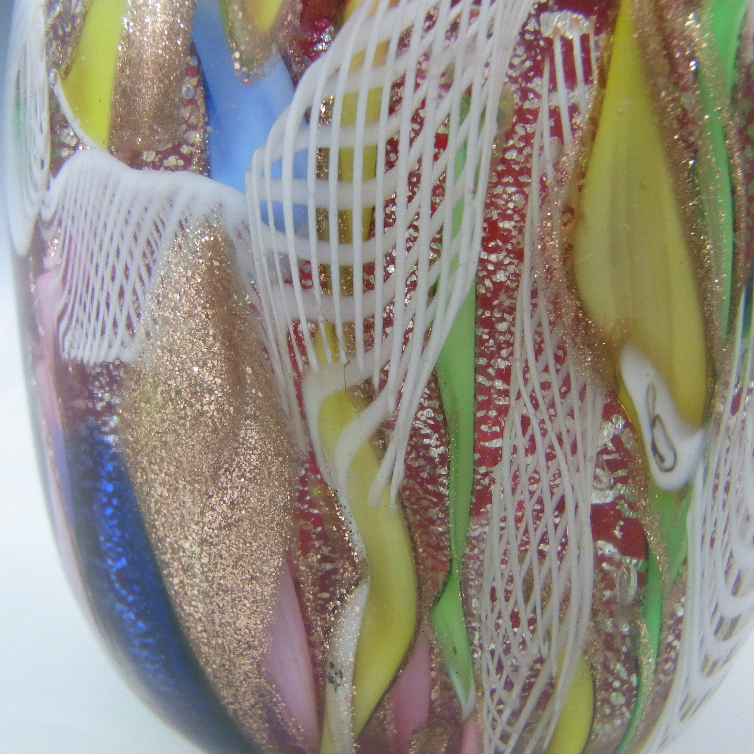(image for) AVEM Murano Zanfirico Bizantino / Tutti Frutti Red Glass Vase - Click Image to Close