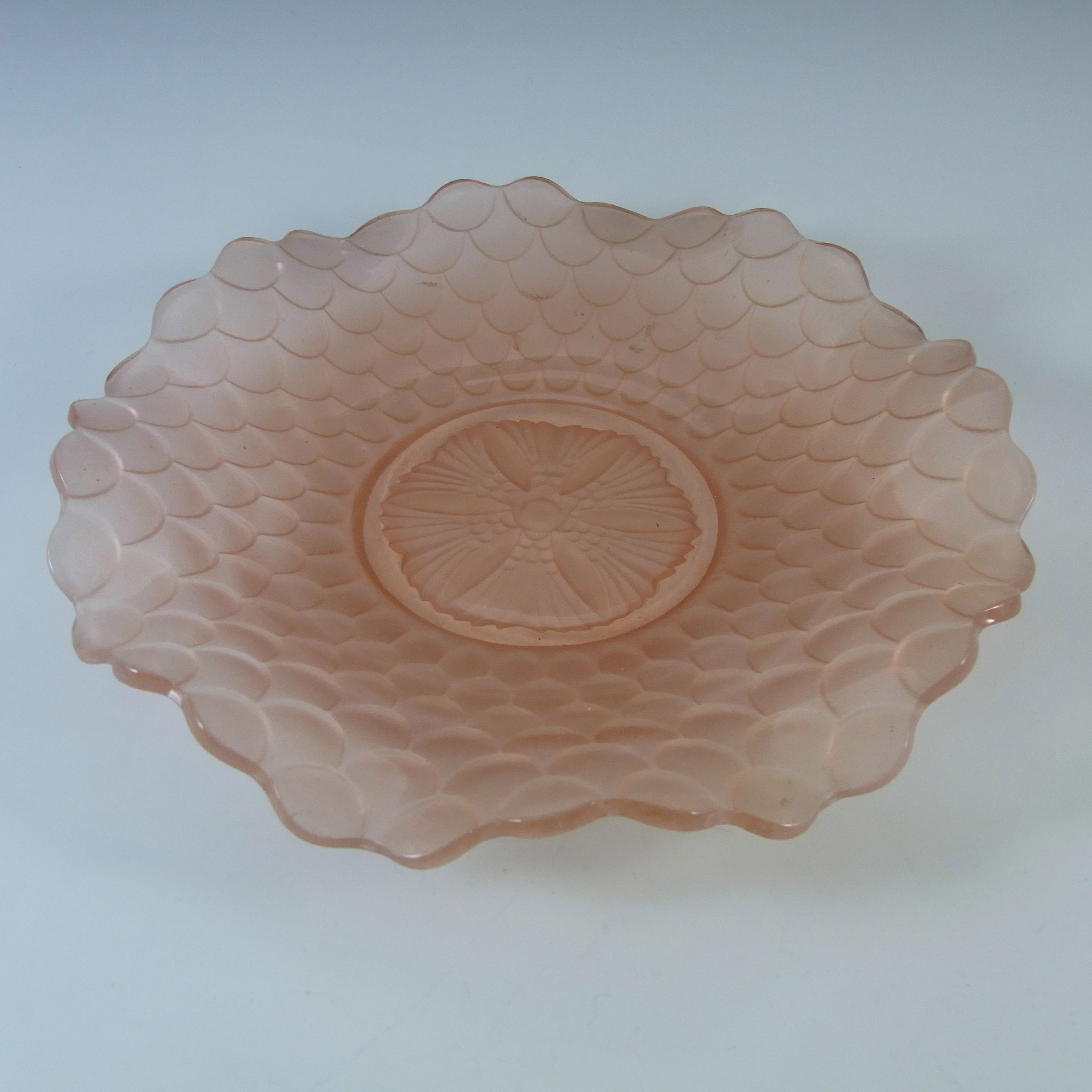 (image for) Bagley #3067 Art Deco Pink Glass Fish Scale Plate / Dish - Click Image to Close