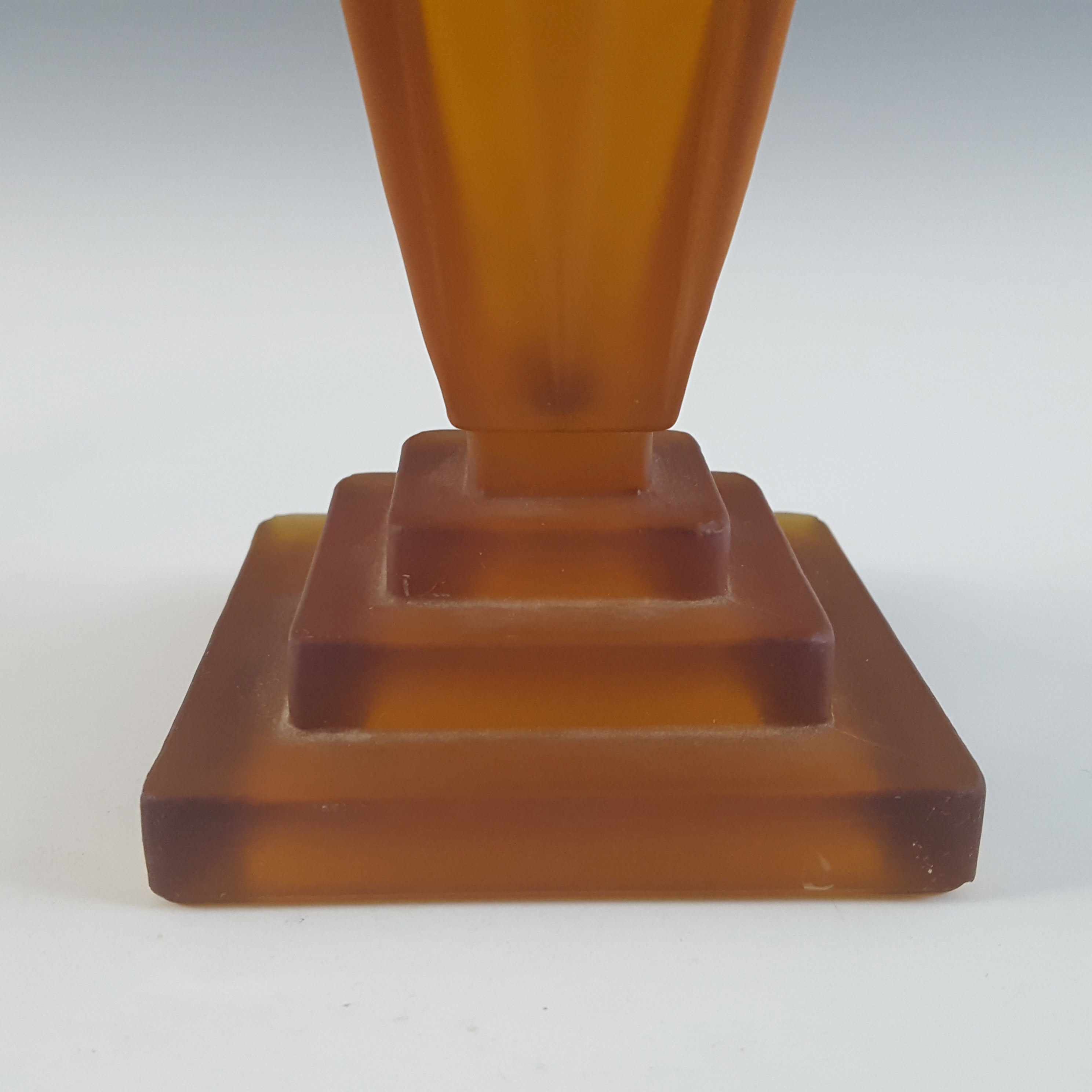 Bagley #1333 Art Deco 7.75" Frosted Amber Glass 'Wyndham' Vase - Click Image to Close