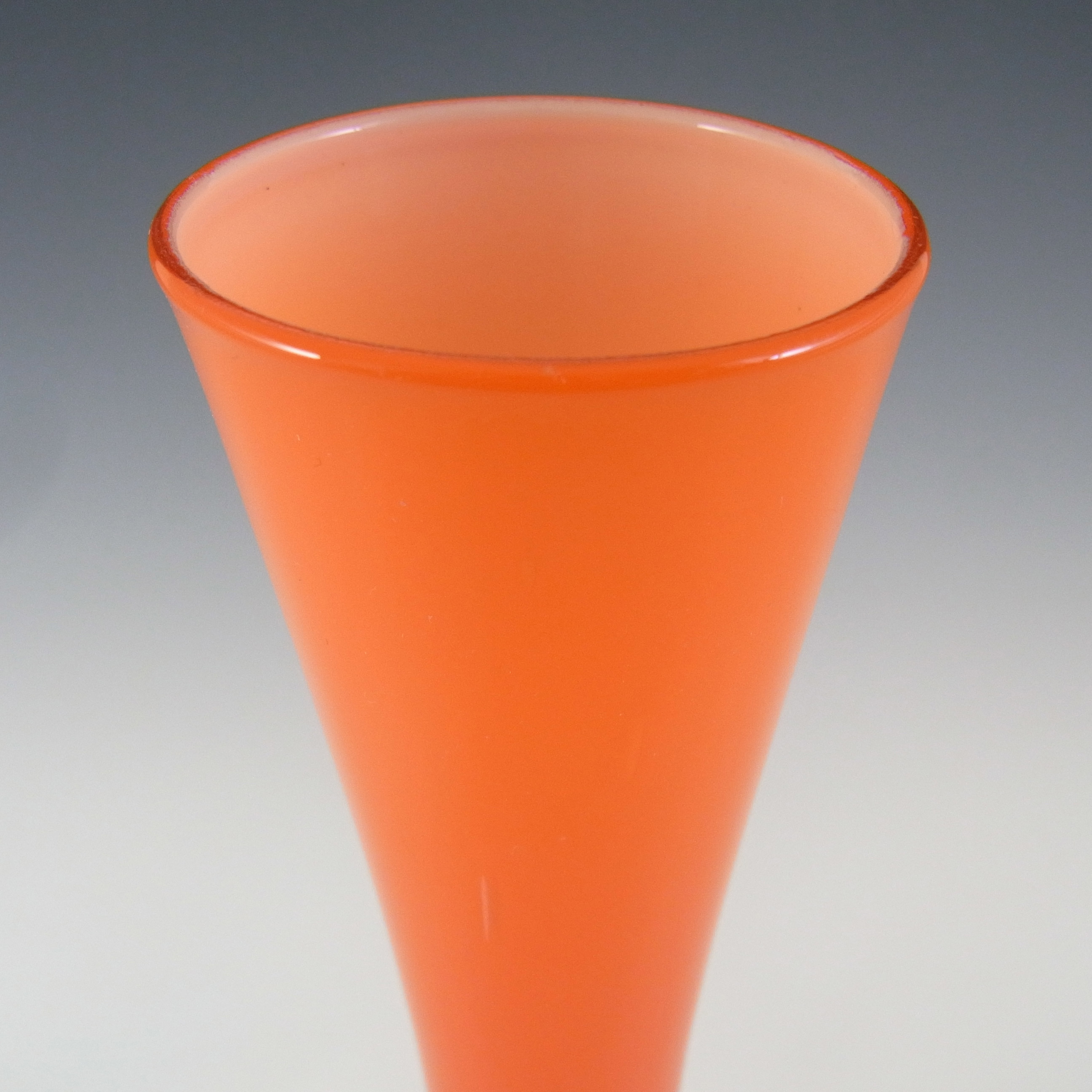 (image for) Empoli 1970's Italian Orange Retro Cased Glass Vase - Click Image to Close