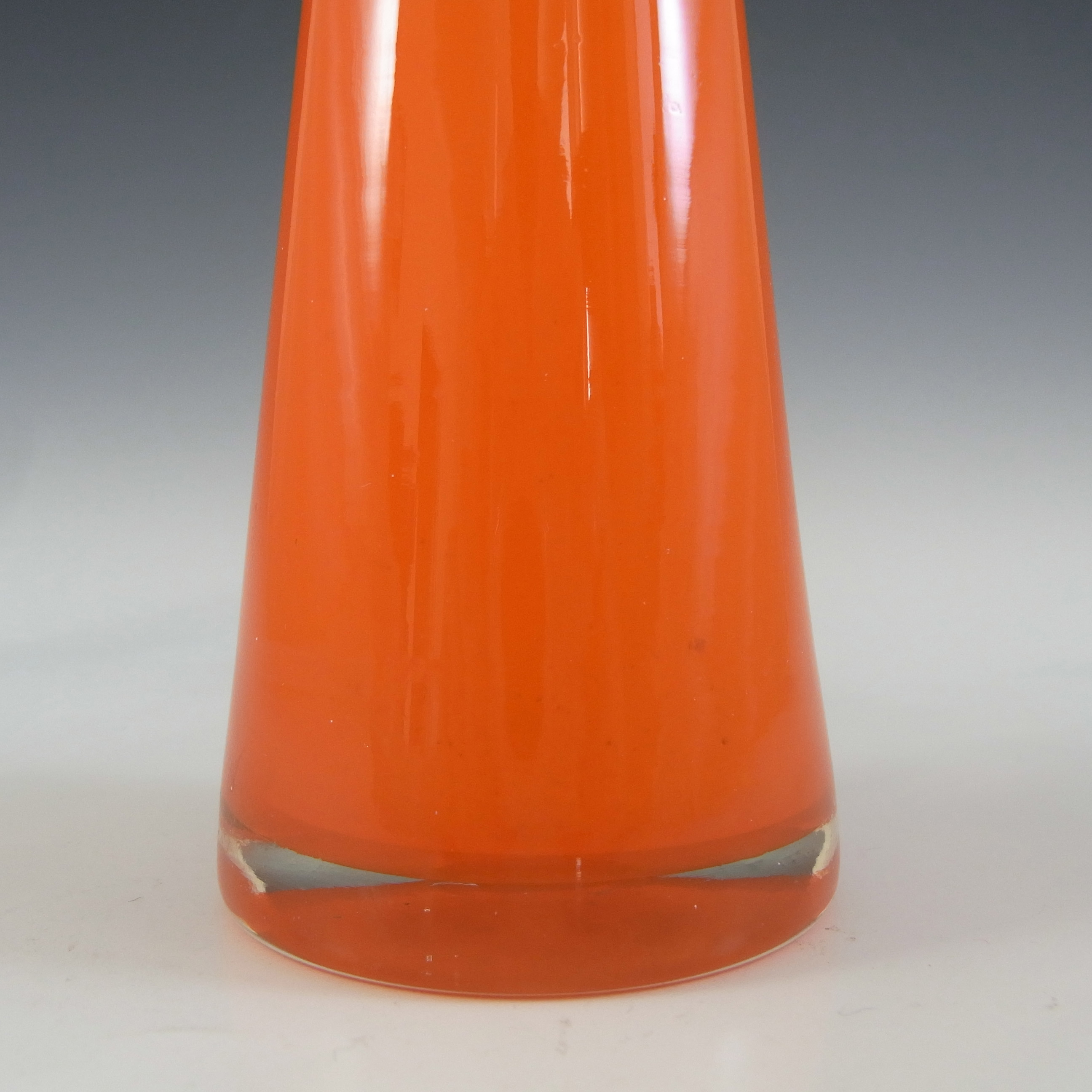 Empoli 1970's Italian Orange Retro Cased Glass Vase - Click Image to Close