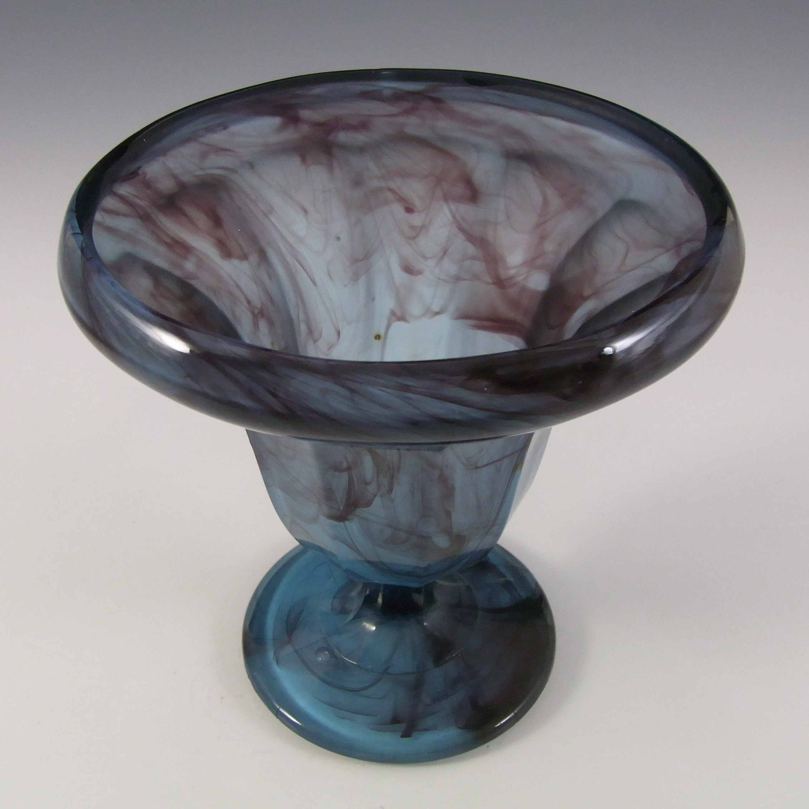Davidson Vintage Art Deco Blue Cloud Glass Vase #294 - Click Image to Close