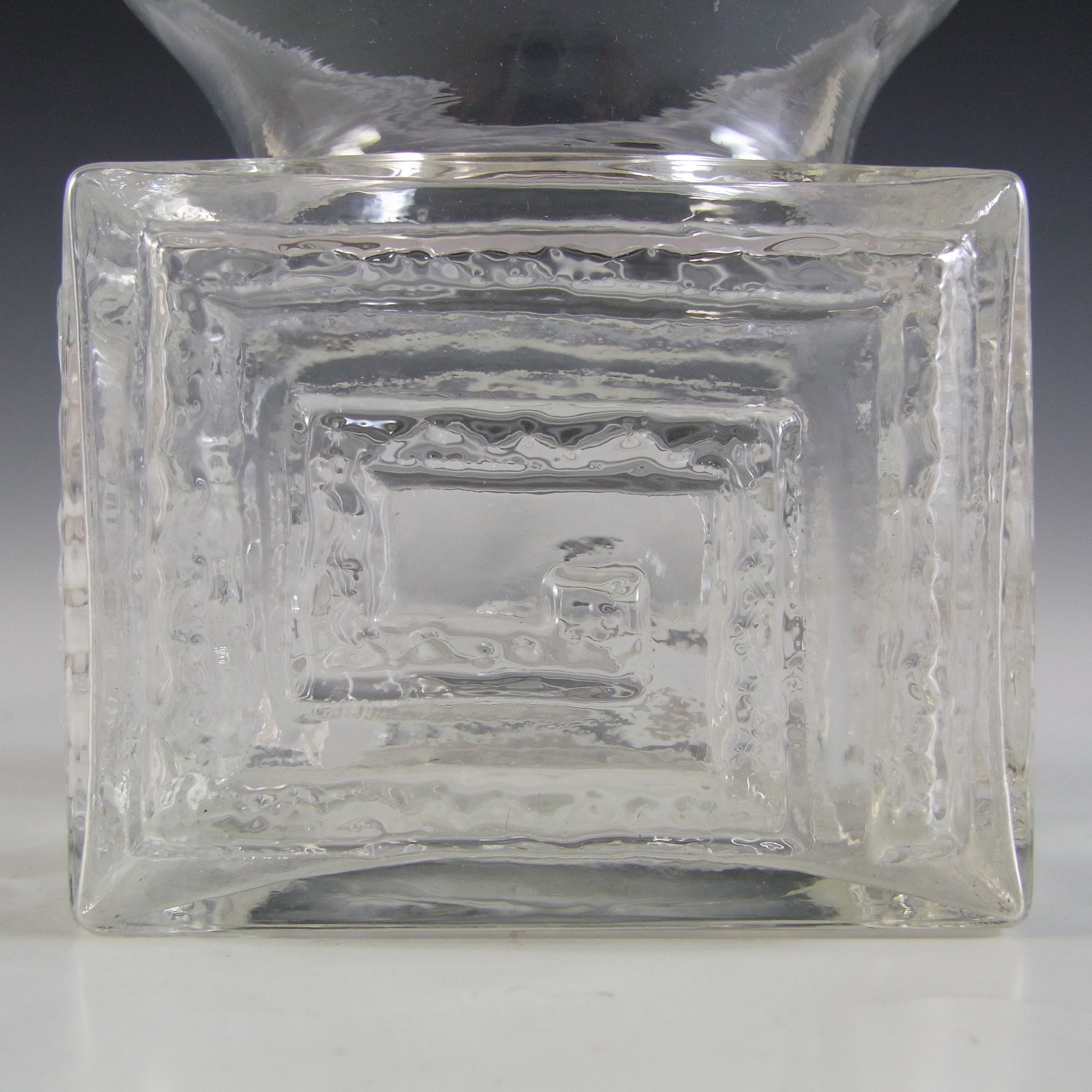 (image for) Dartington #FT72 Frank Thrower Clear Glass Greek Key Vase - Click Image to Close