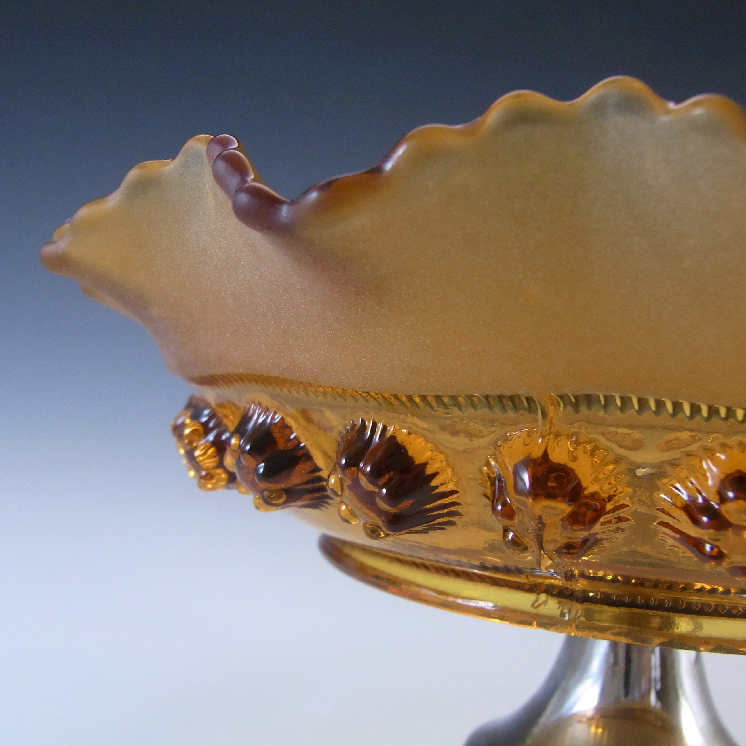 (image for) Davidson #269 Art Deco Amber Glass 'Blackberry Prunt' Bowl - Click Image to Close