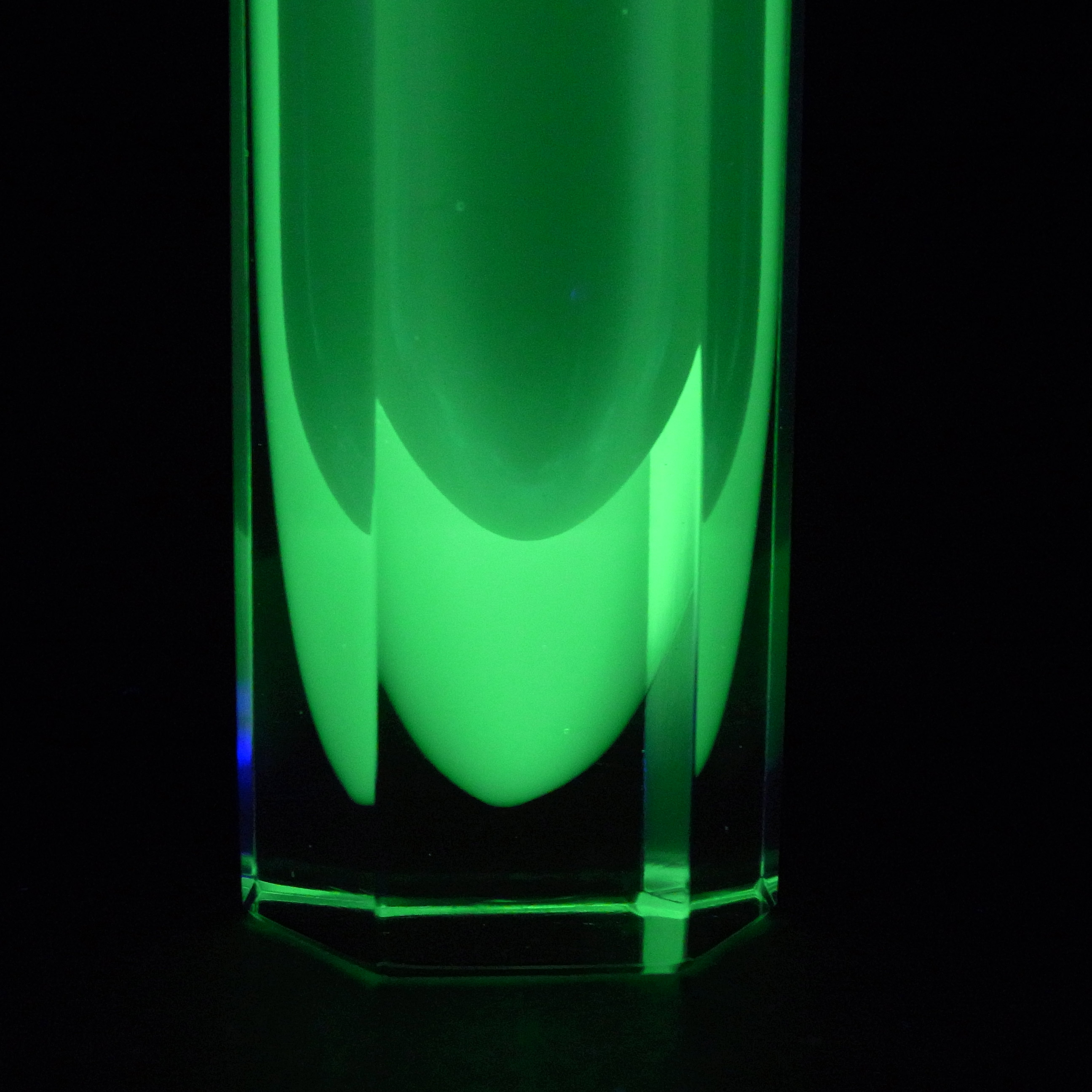 (image for) Murano Faceted Blue & Uranium Green Sommerso Glass Block Vase - Click Image to Close