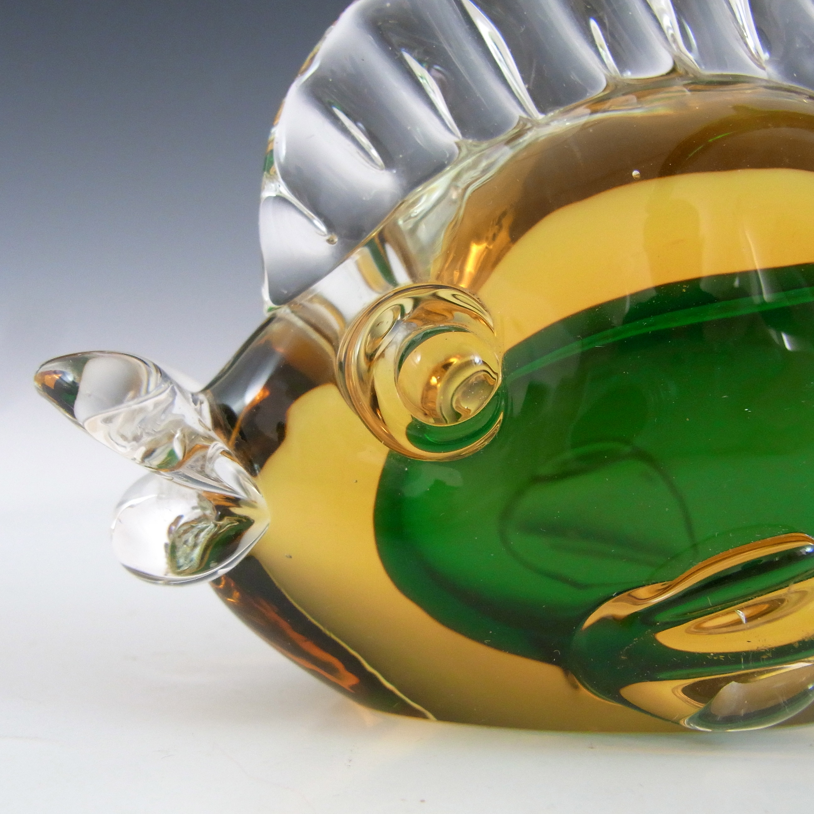 (image for) Artistica Murano CCC or Oball Green & Amber Sommerso Glass Fish Sculpture - Click Image to Close