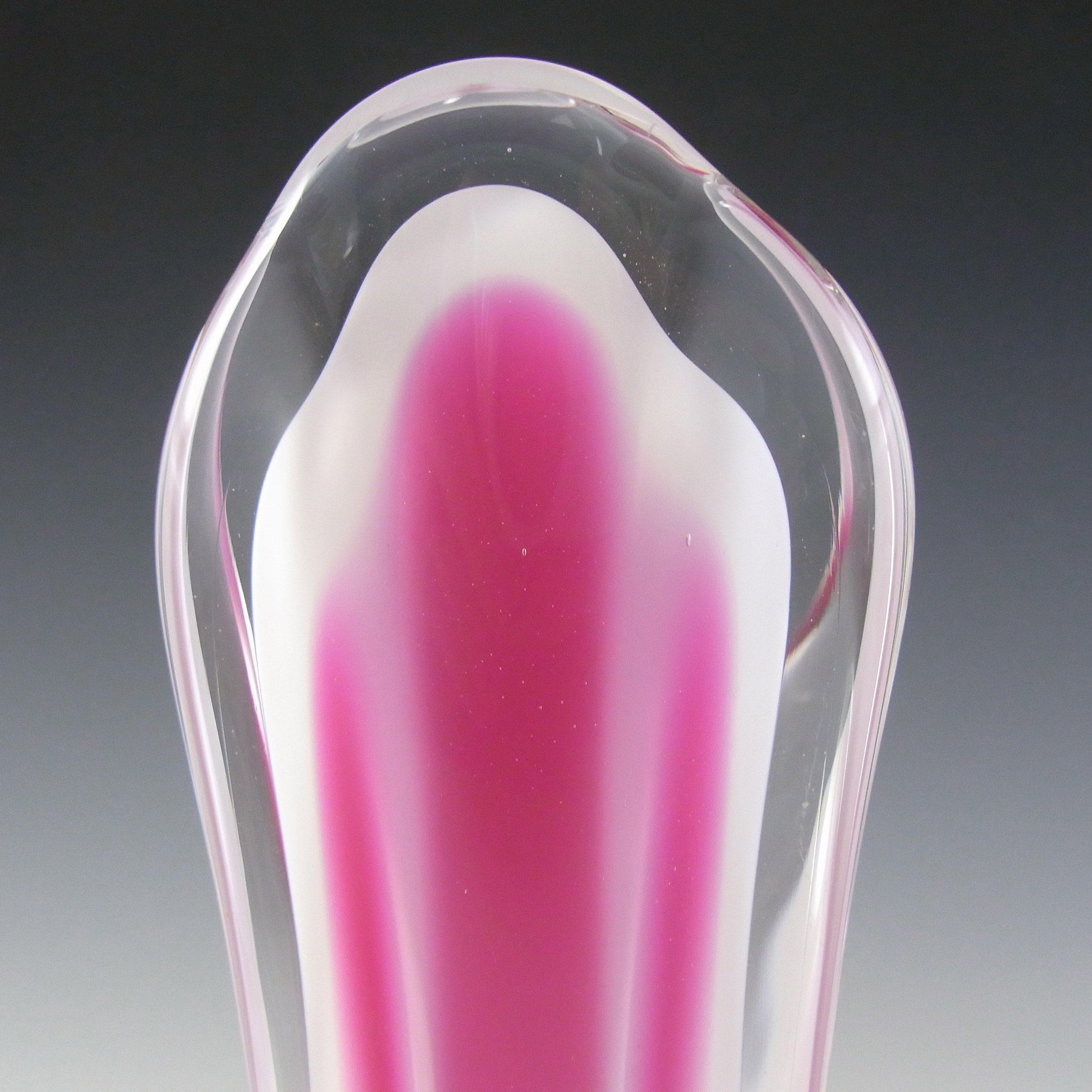 (image for) SIGNED Flygsfors Coquille Pink Glass Vase by Paul Kedelv - Click Image to Close