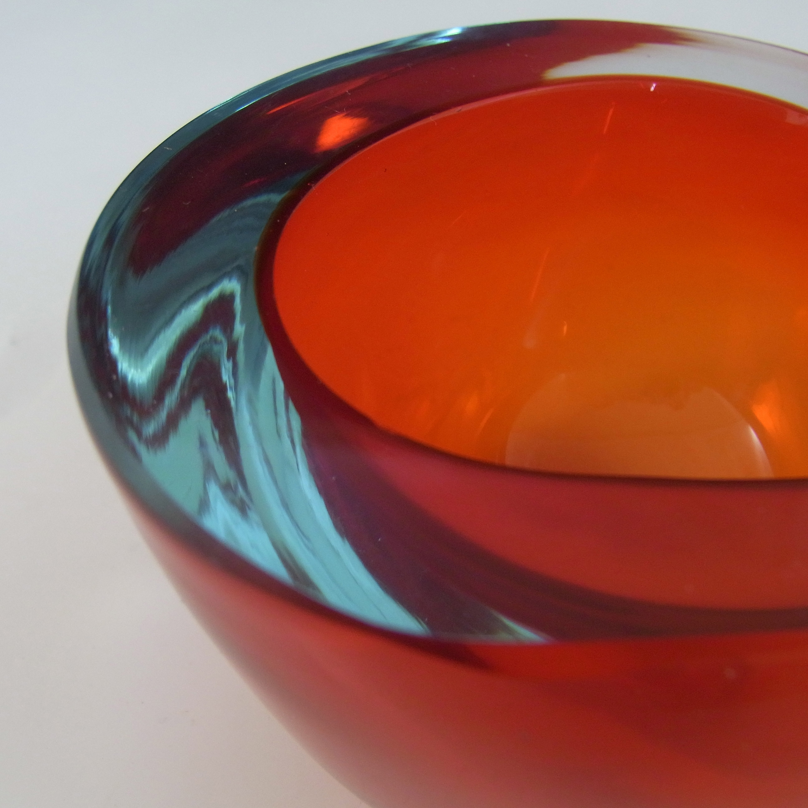 Murano Red & Blue Sommerso Cased Glass Geode Bowl - Click Image to Close