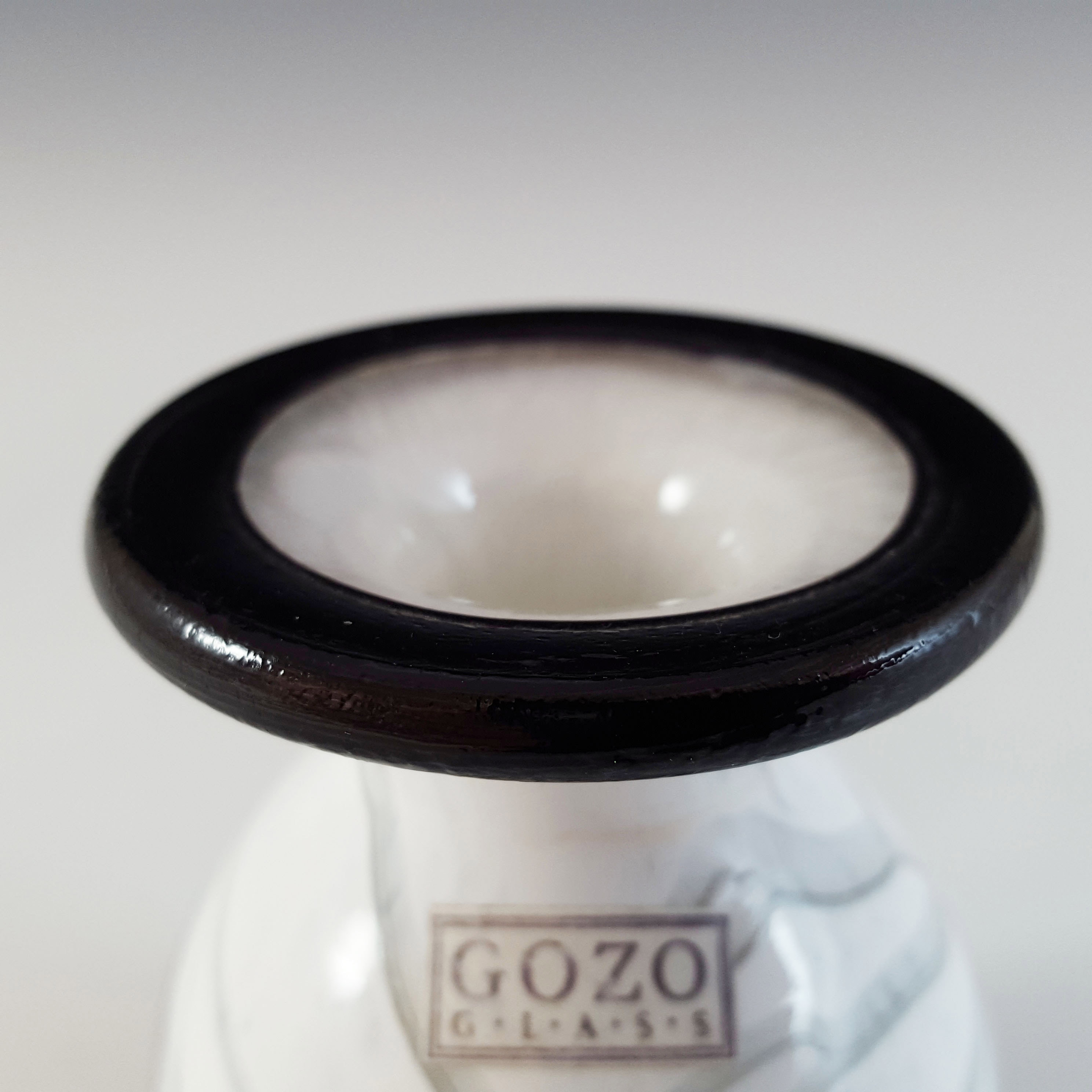 (image for) SIGNED + LABELLED Gozo Maltese Black & White Glass 'Noir' Vase - Click Image to Close