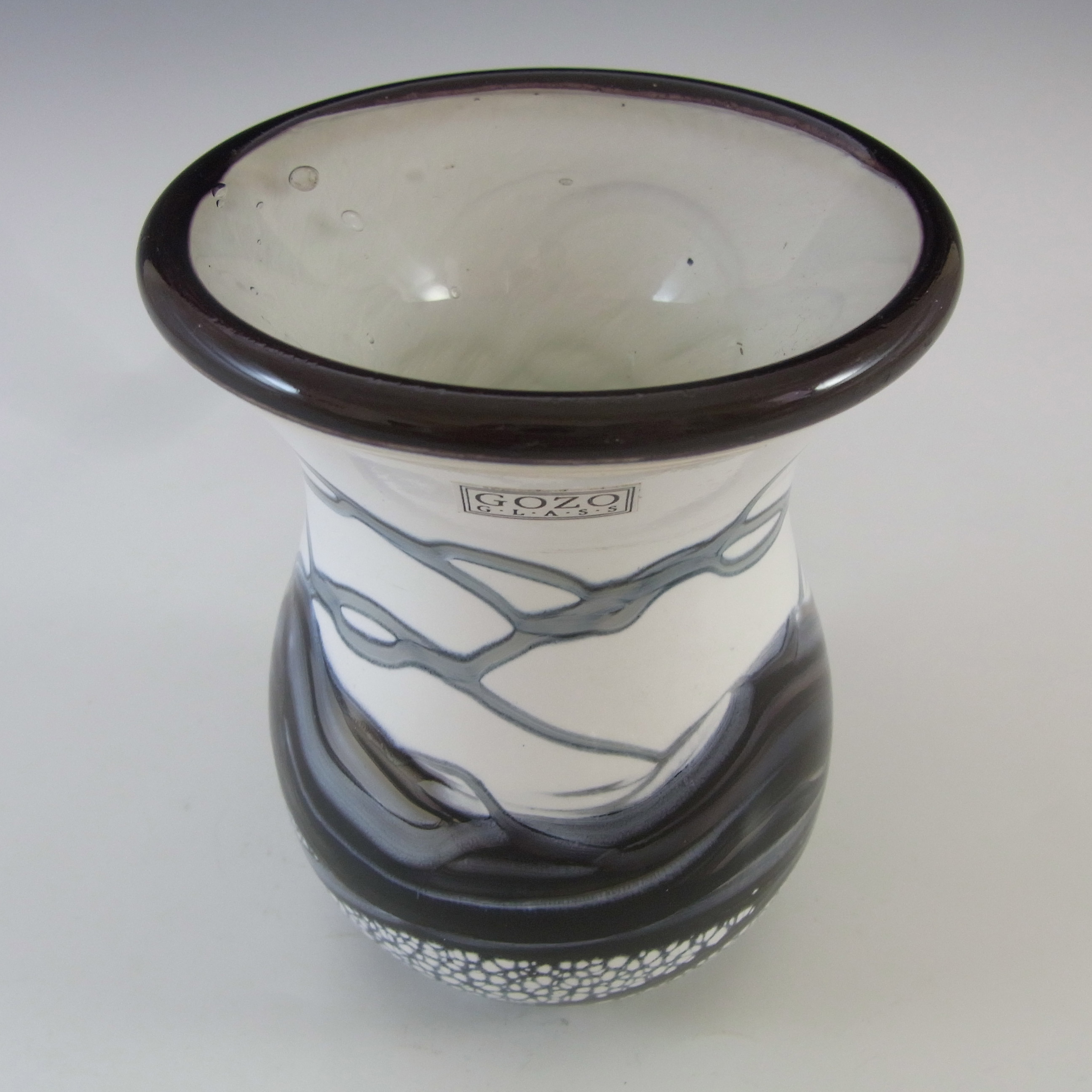 SIGNED & LABELLED Gozo Maltese Vintage Glass 'Noir' Vase - Click Image to Close