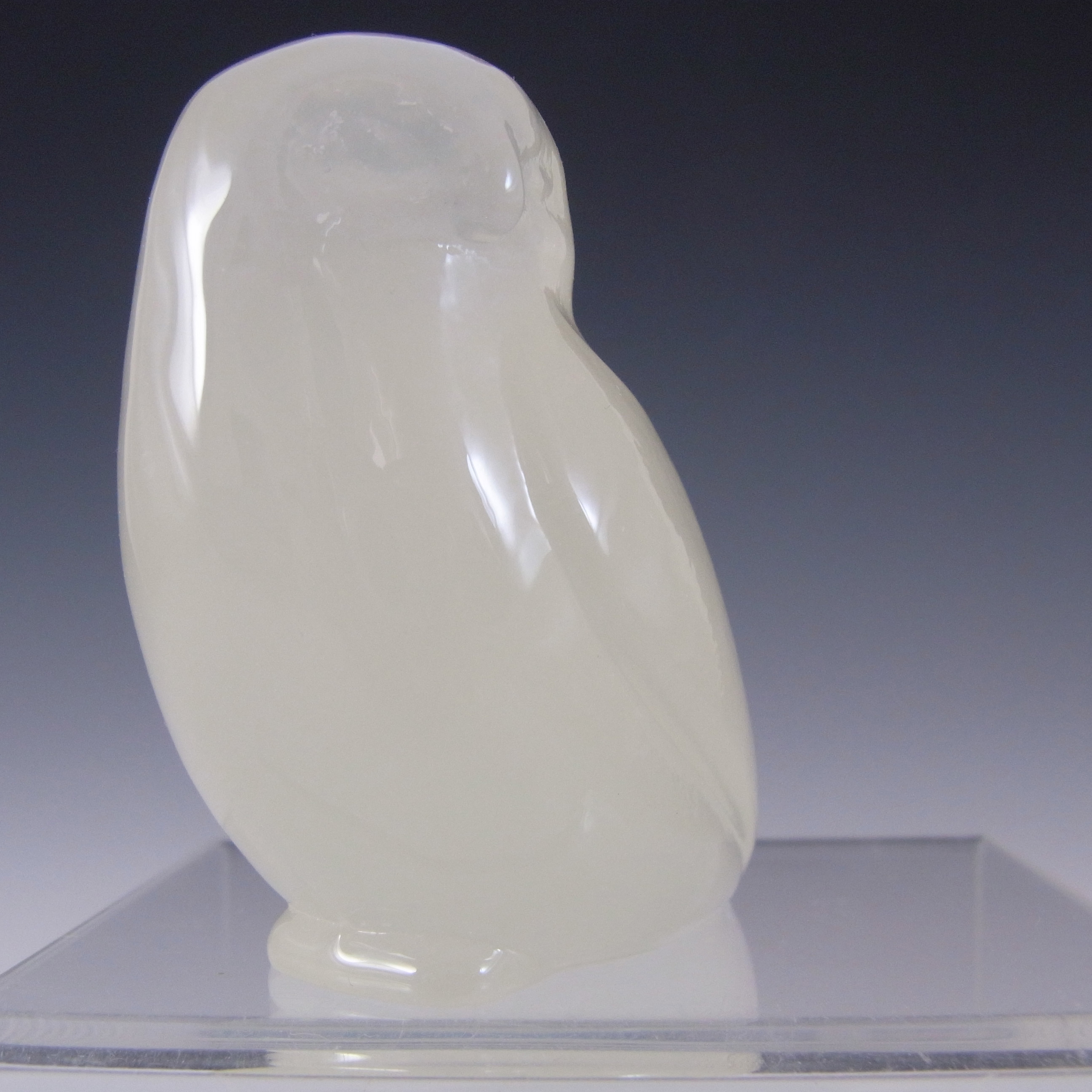 (image for) MARKED Hadeland Opaline Glass Norwegian Owl Figurine - Click Image to Close