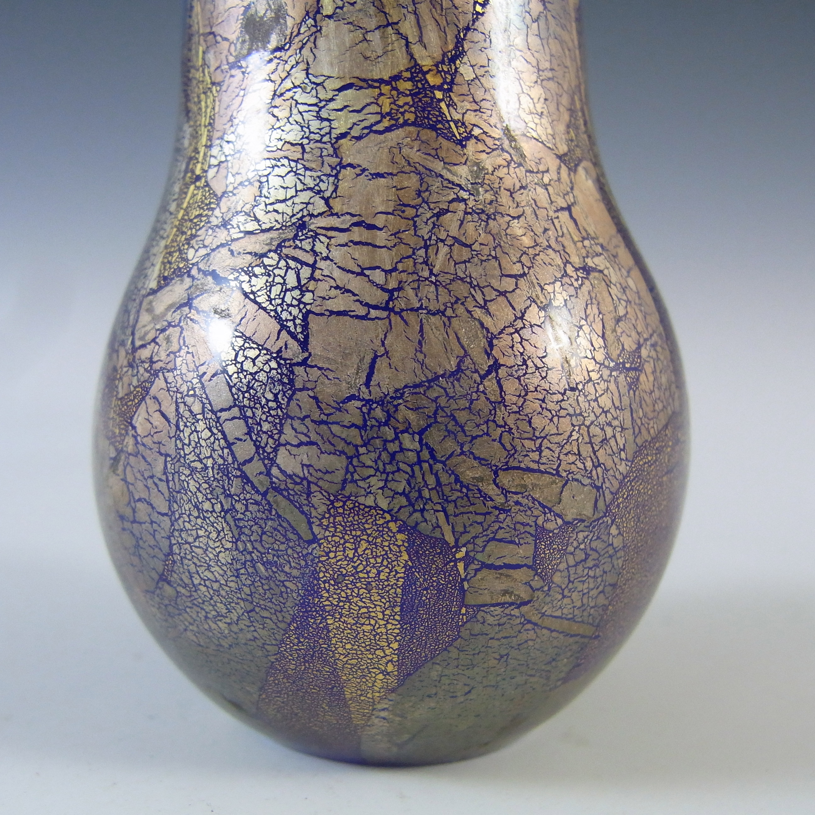 (image for) Isle of Wight Studio / Harris 'Azurene Blue' Glass Pear - Click Image to Close