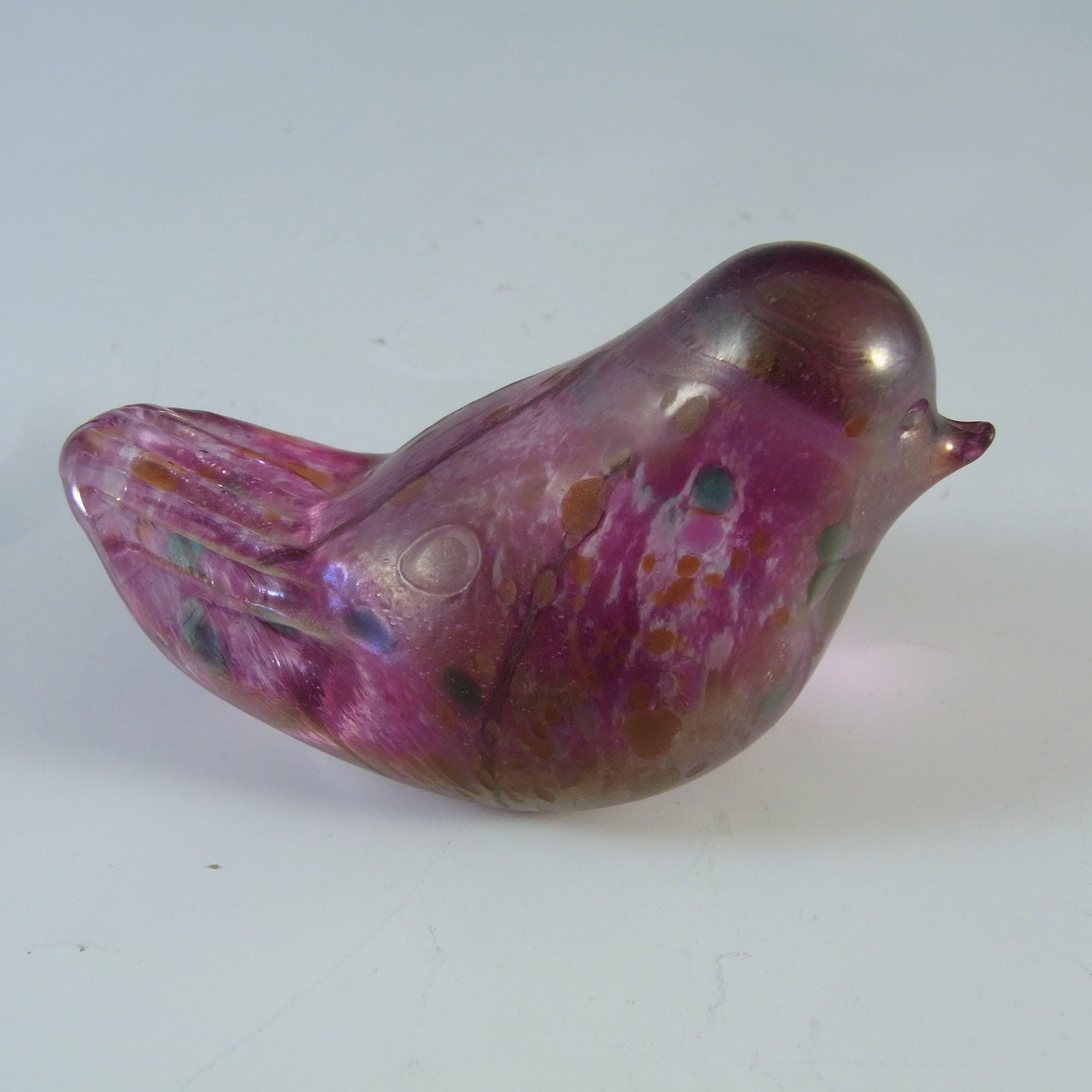 (image for) Isle of Wight Studio 'Summer Fruits' Cranberry Glass Bird - Click Image to Close