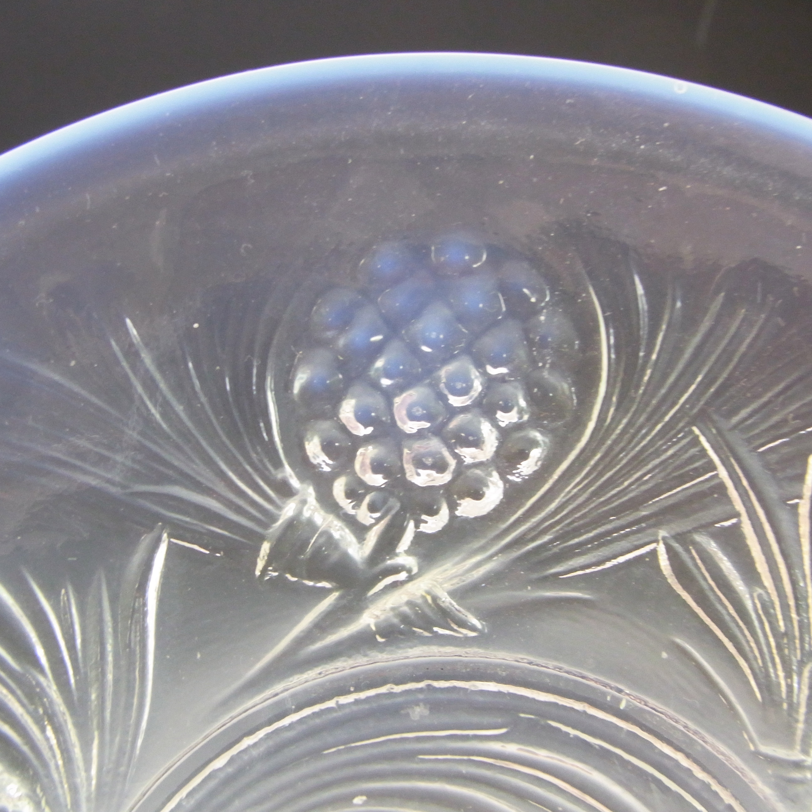 SIGNED Jobling Art Deco Opalescent Glass Fircone Plate / Dish - Click Image to Close