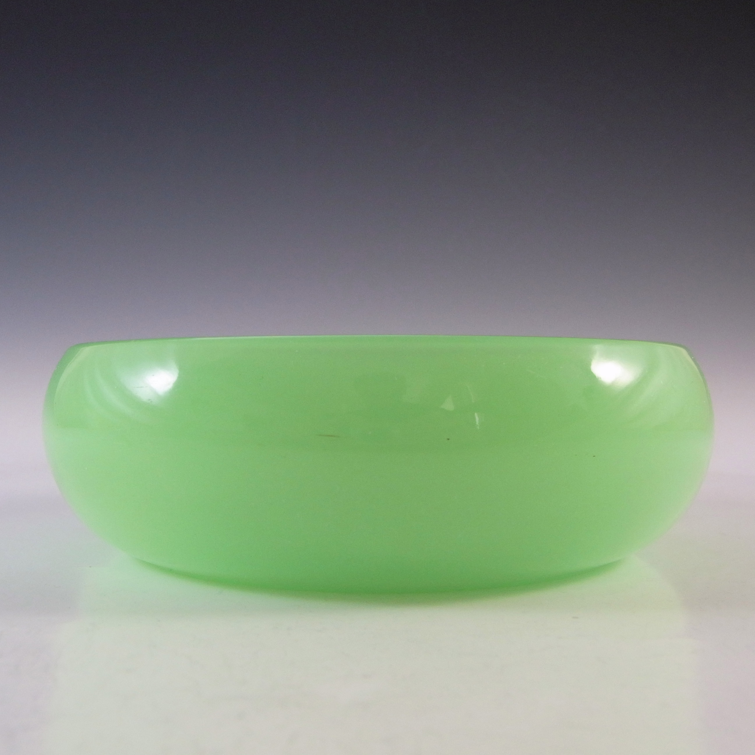 (image for) Jobling #1054 Art Deco Uranium Jade Green Glass Bowl - Click Image to Close