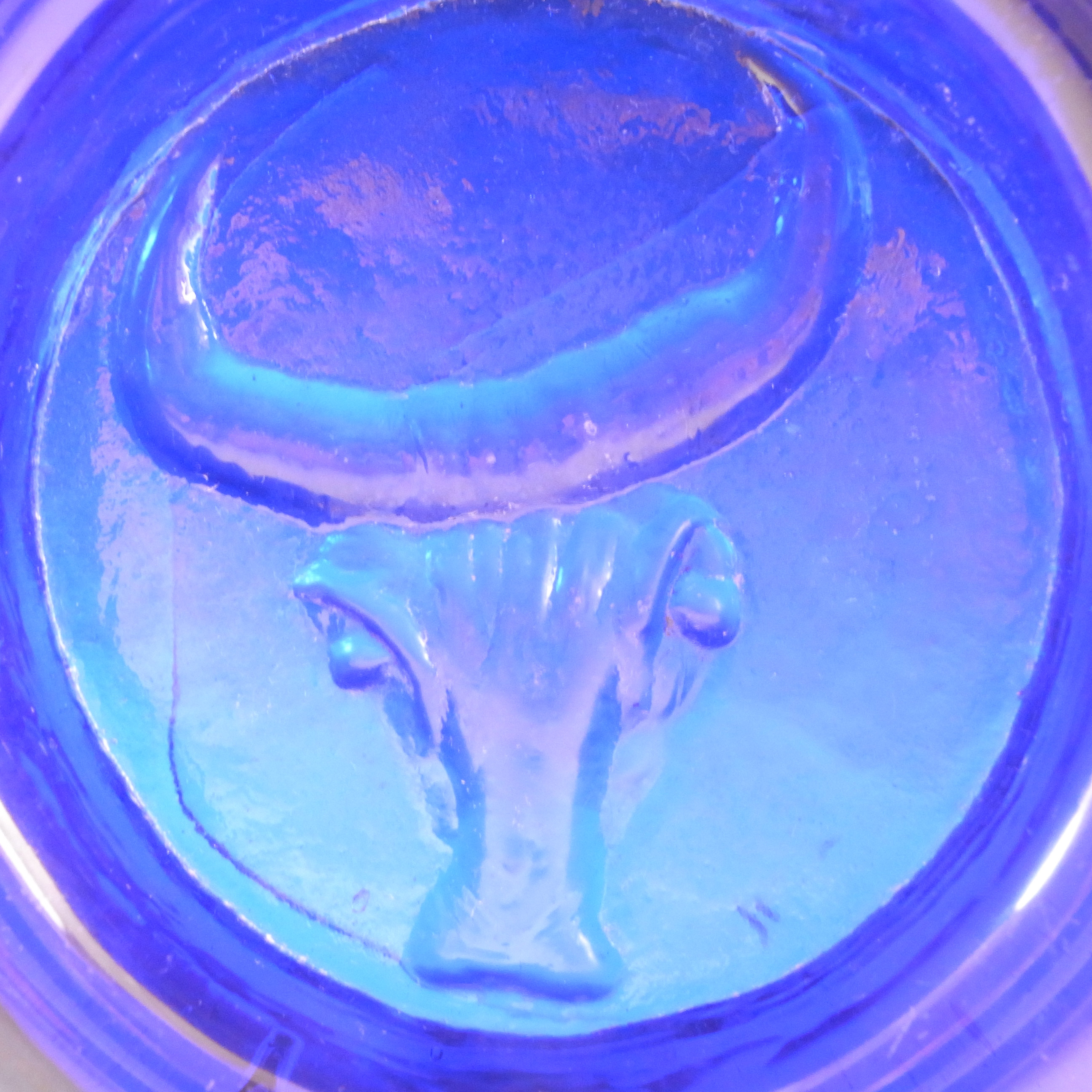 Kosta Boda Swedish Blue Glass Bull Bowl by Erik Hoglund - Click Image to Close