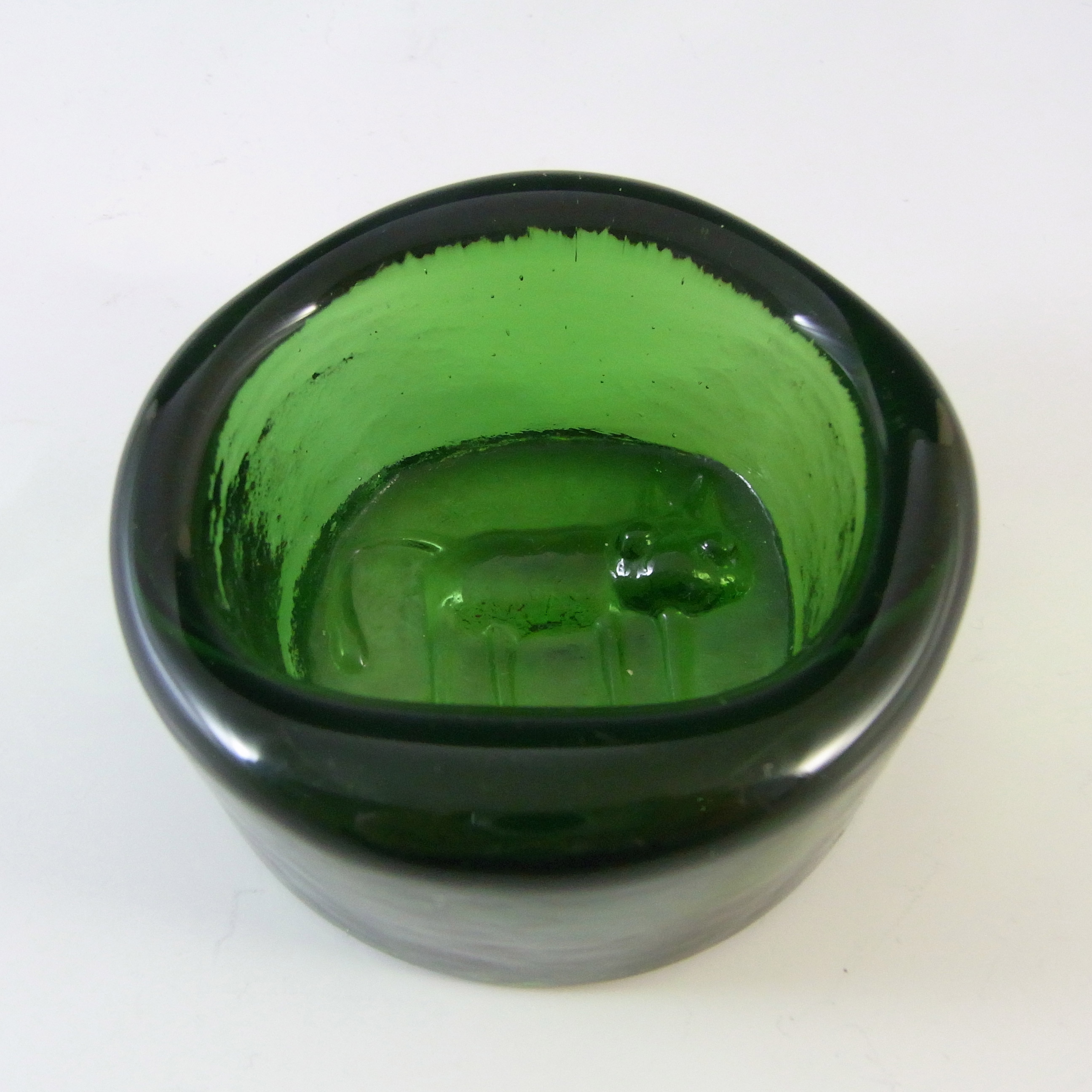 (image for) Kosta Boda Swedish Green Glass "Cat" Bowl by Eric Hoglund - Click Image to Close