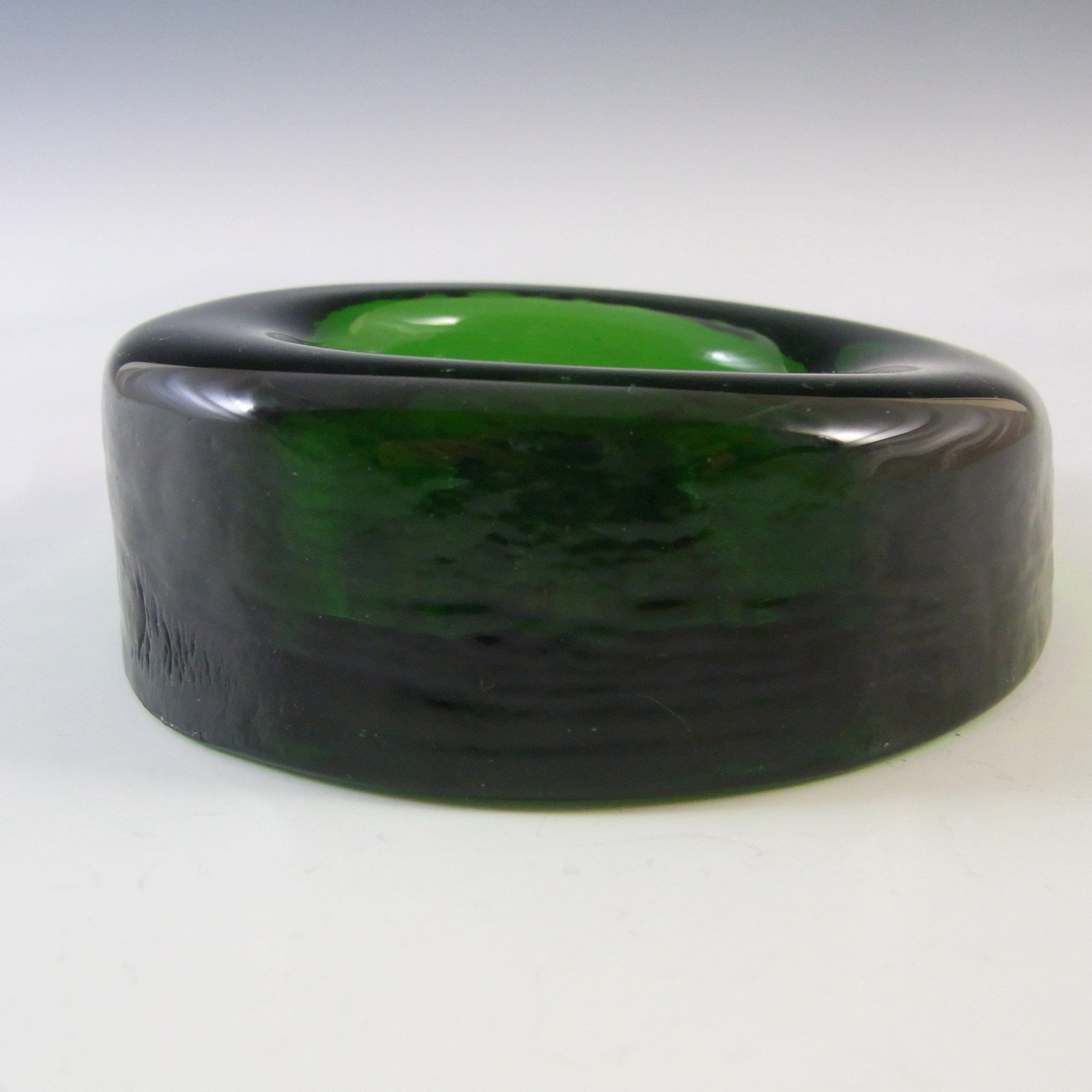 (image for) Boda Vintage Green Glass Nude Lady "Eve" Bowl by Eric Hoglund - Click Image to Close