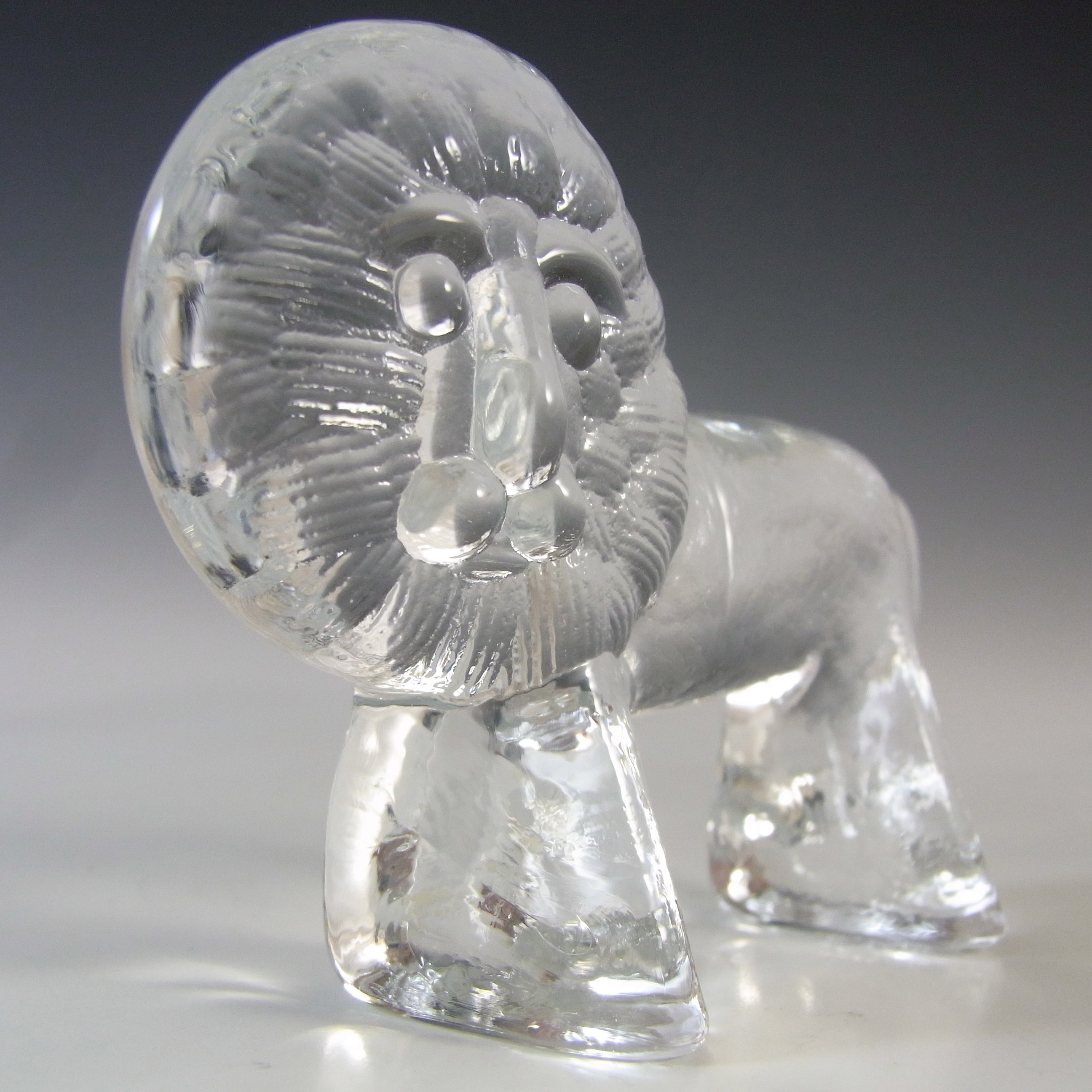 Kosta Boda Glass Lion Sculpture - Zoo Series by Bertil Vallien - Click Image to Close