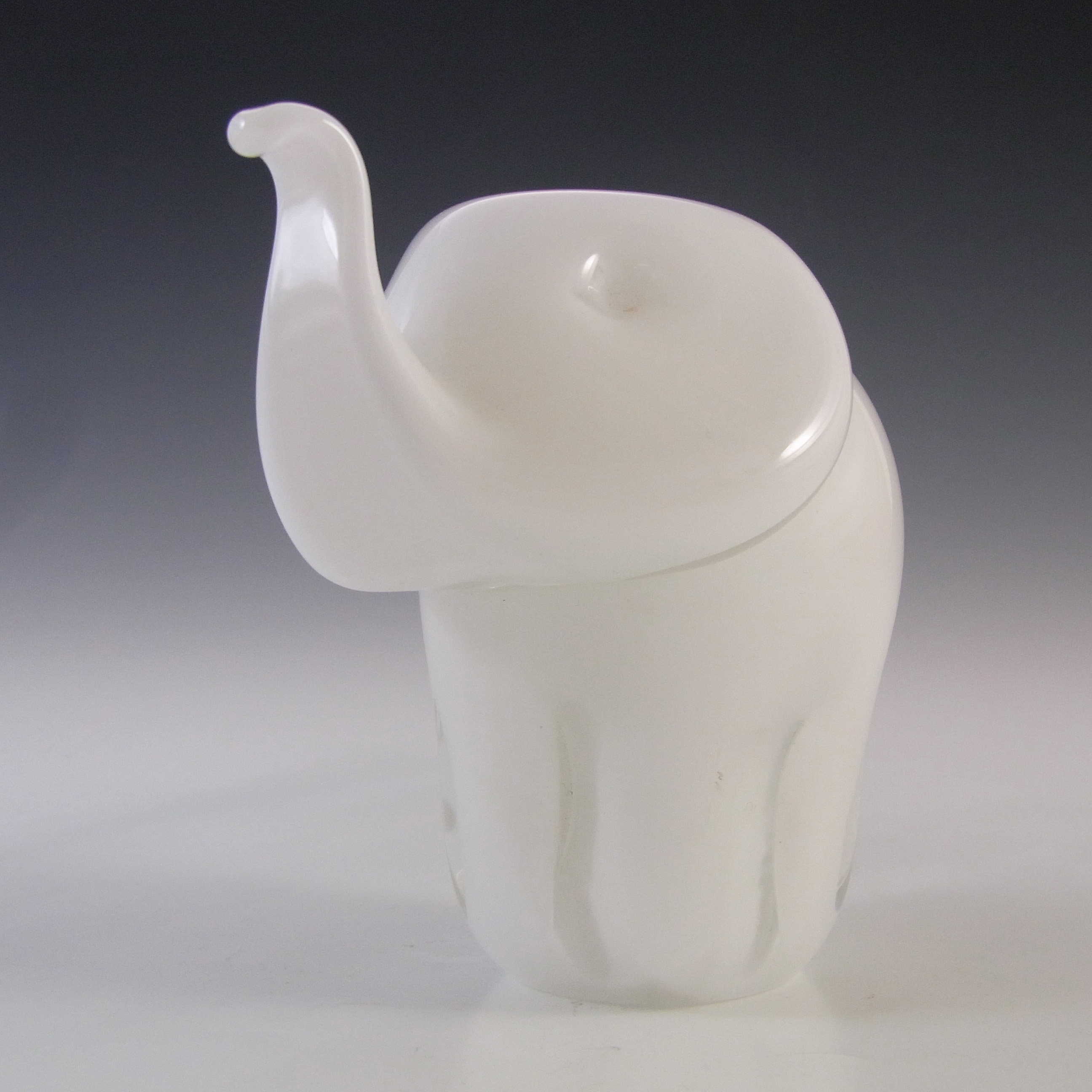 (image for) MARKED Langham Vintage British White Glass Elephant - Click Image to Close