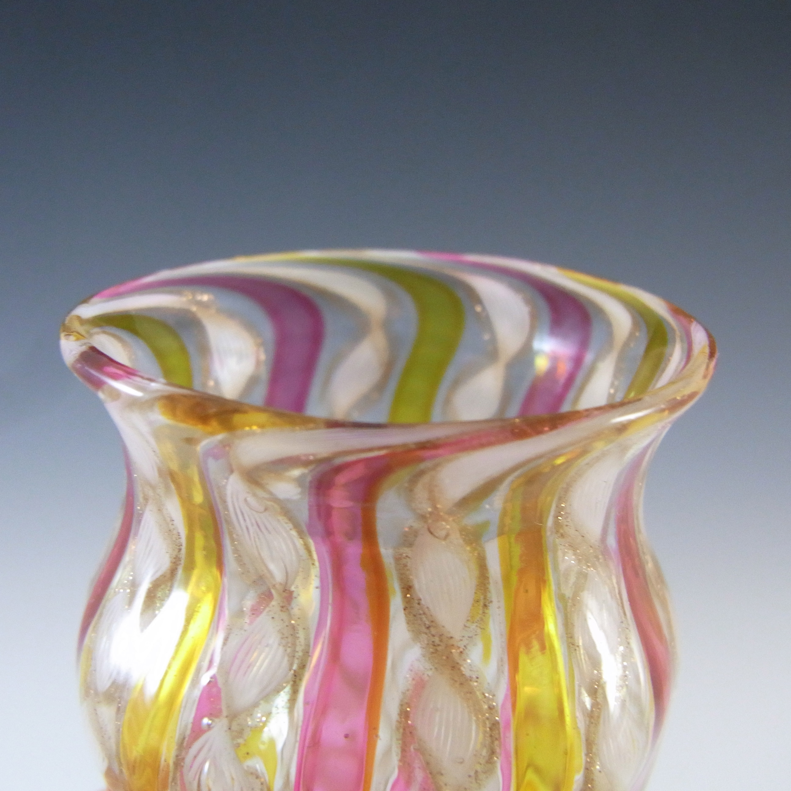 Salviati Murano Zanfirico & Copper Aventurine Glass Vase - Click Image to Close