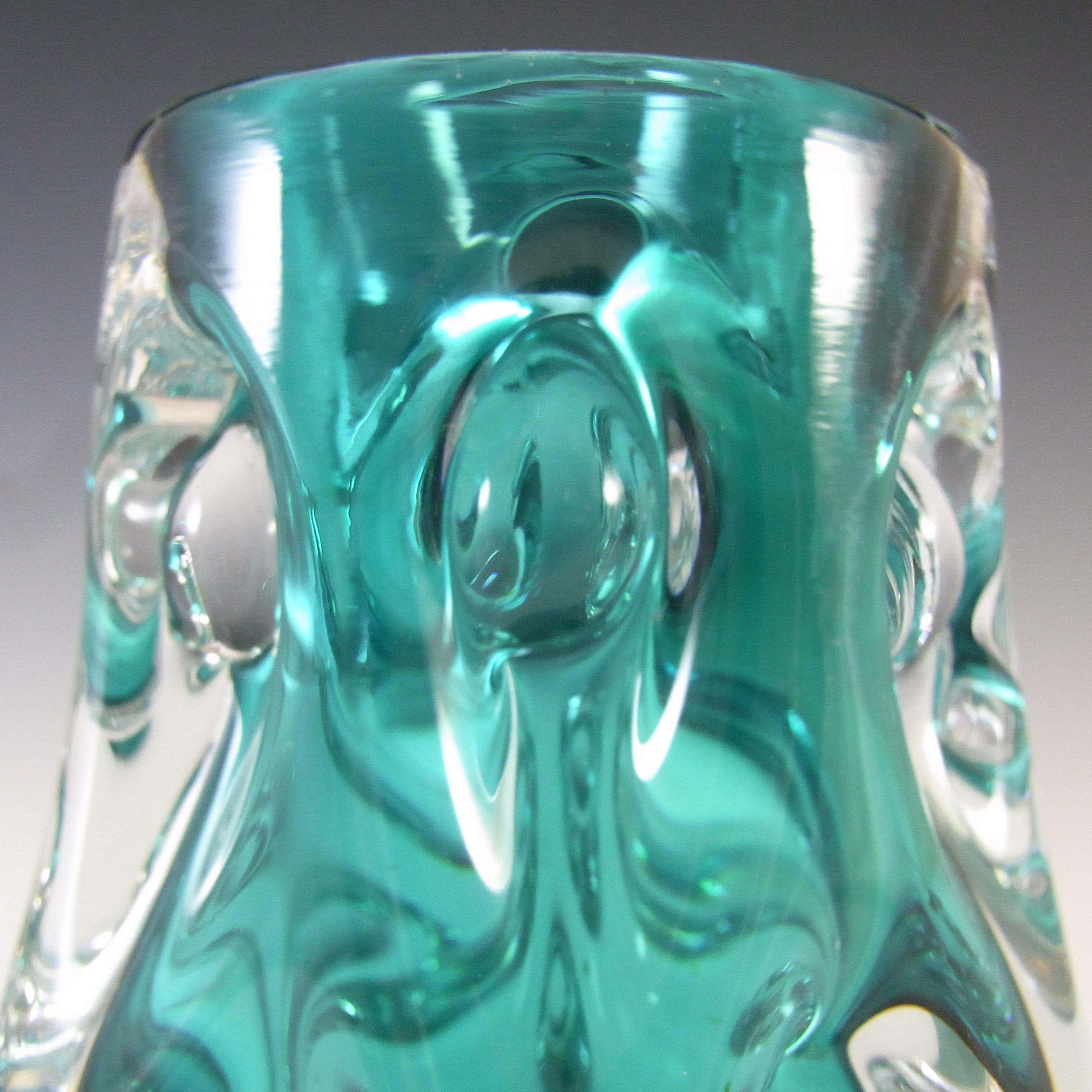 (image for) MARKED Liskeard Vintage Green Glass "Knobbly" Vase by Jim Dyer - Click Image to Close
