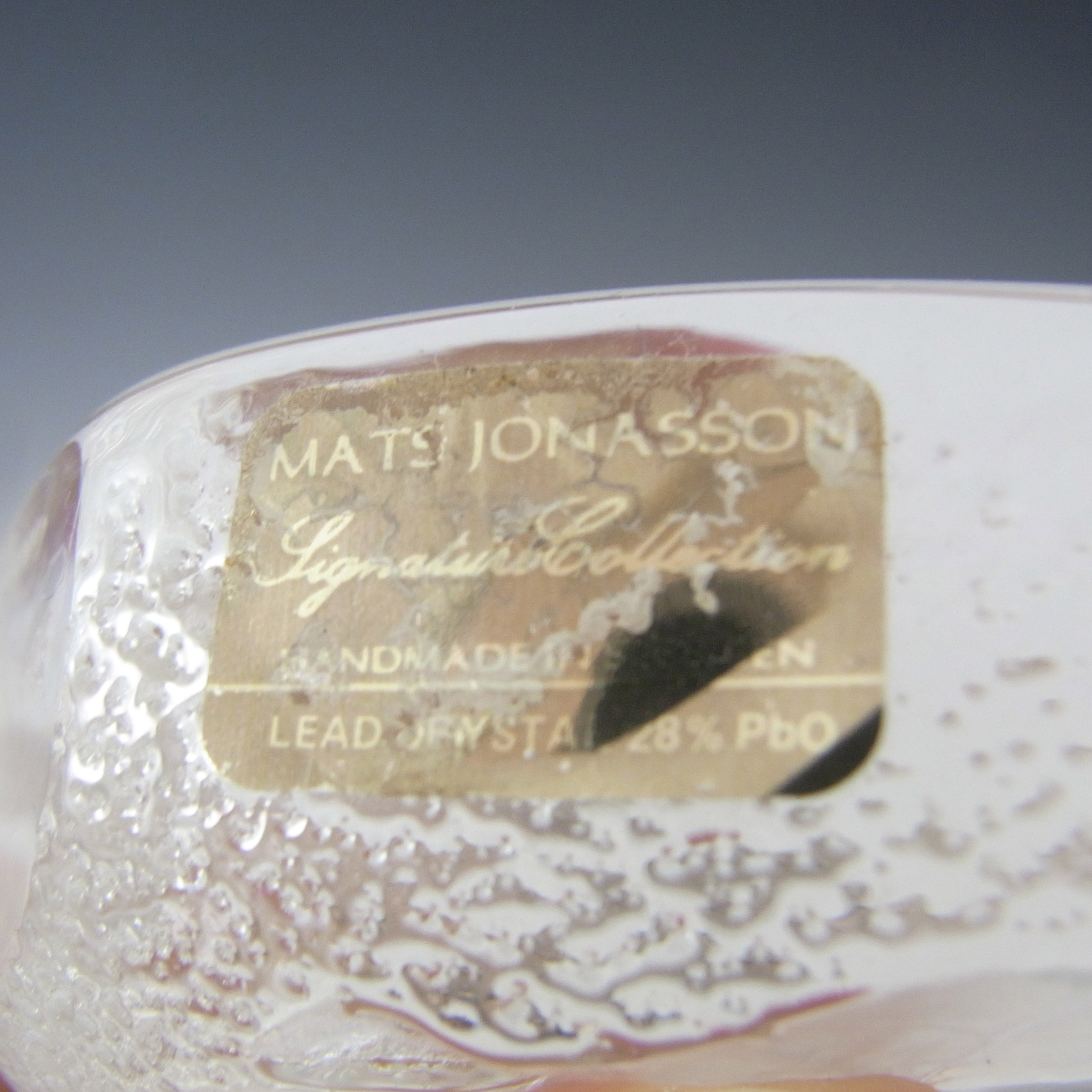 Mats Jonasson #28130 Swedish Glass Bird Paperweight - Click Image to Close