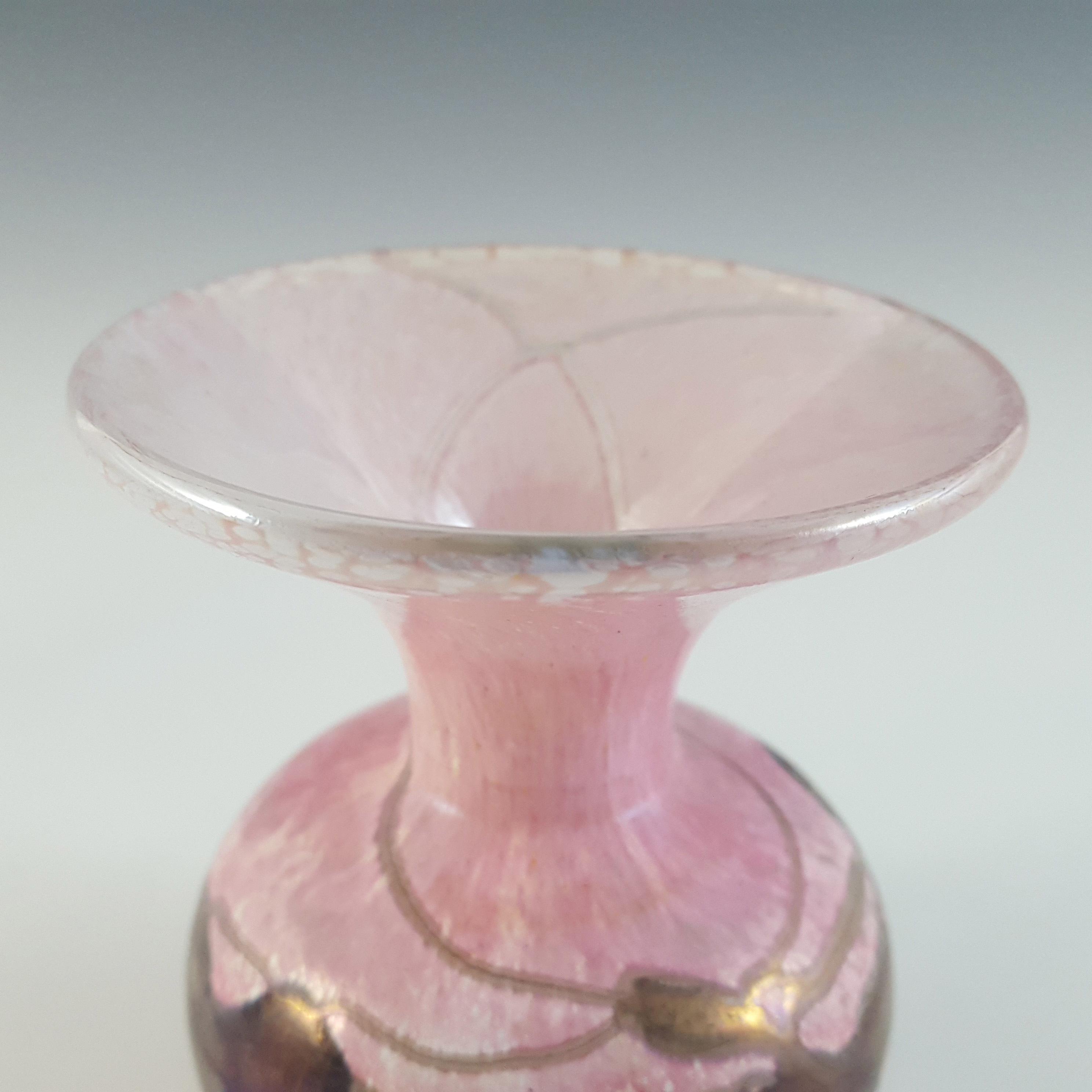Mdina Grey + Pink Maltese Vintage Glass Vase - Signed - Click Image to Close