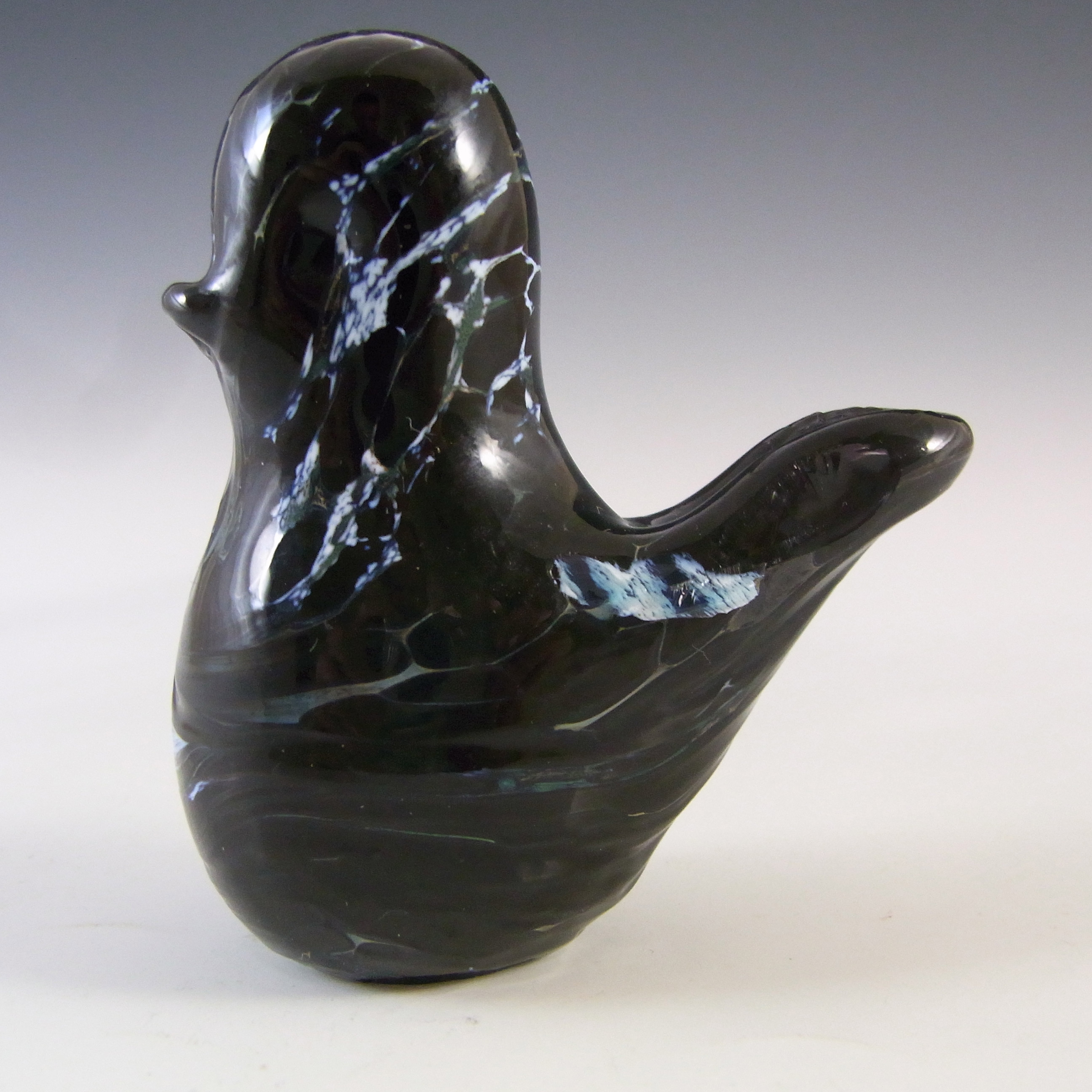 SIGNED Mdina Maltese Black & White Glass Bird Sculpture - Click Image to Close