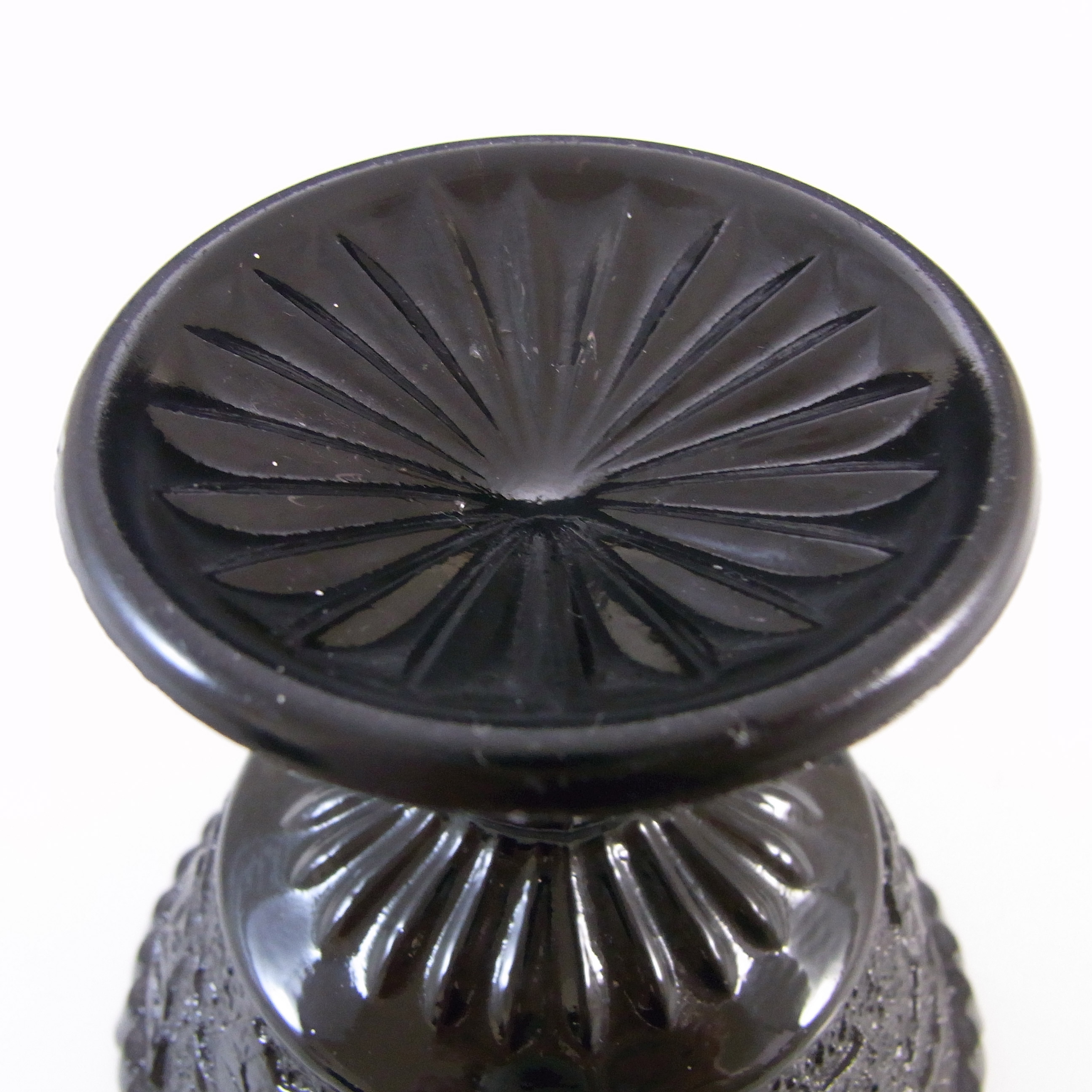 (image for) Victorian Antique 1890's Black Milk Glass Bowl Leaf Design - Click Image to Close