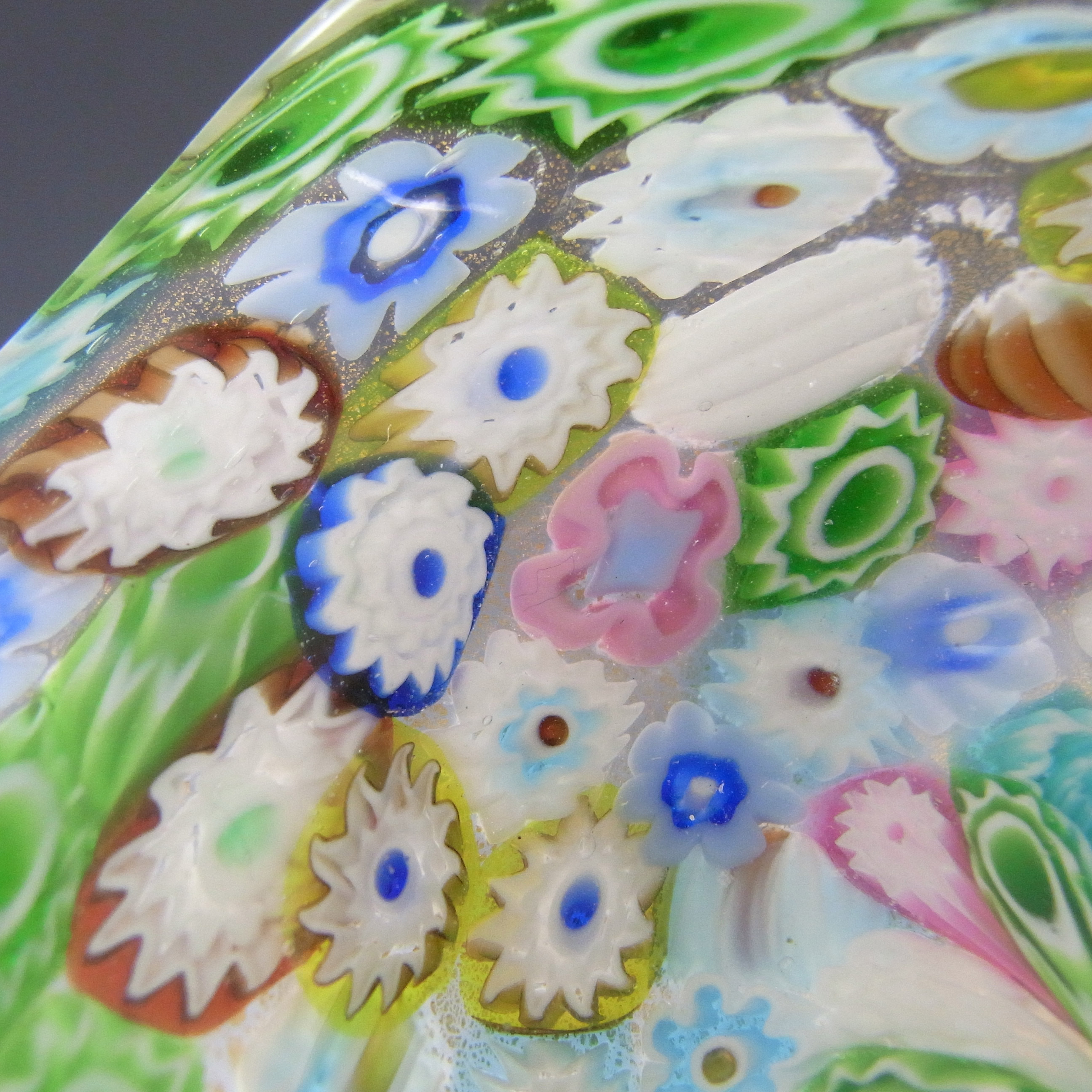 (image for) LABELLED Campanella Murano Millefiori & Gold Leaf Glass Bowl - Click Image to Close