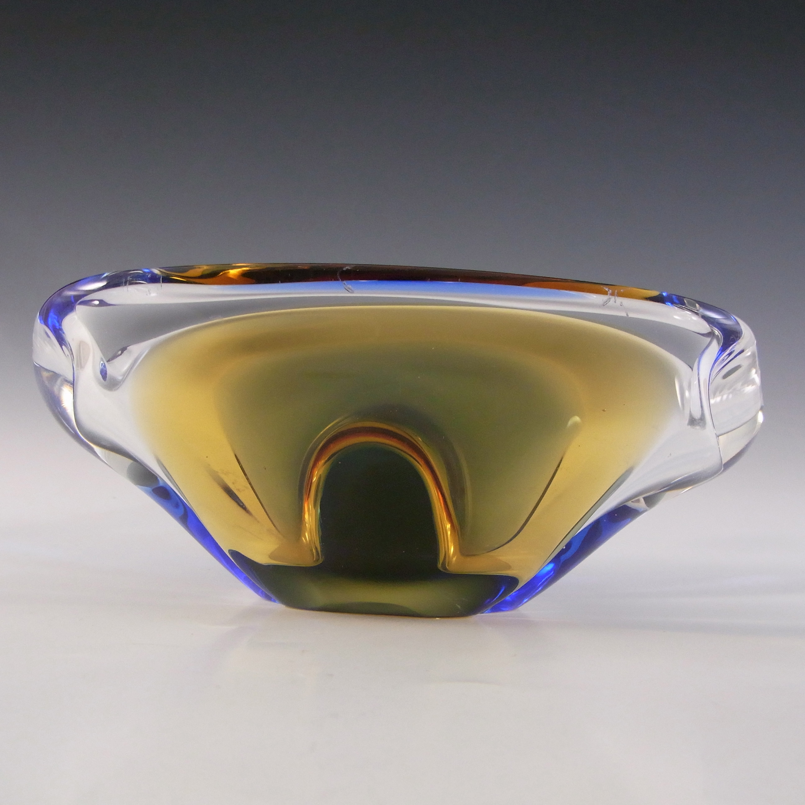 Chřibská Vintage Czech Amber & Blue Glass Ashtray Bowl - Click Image to Close