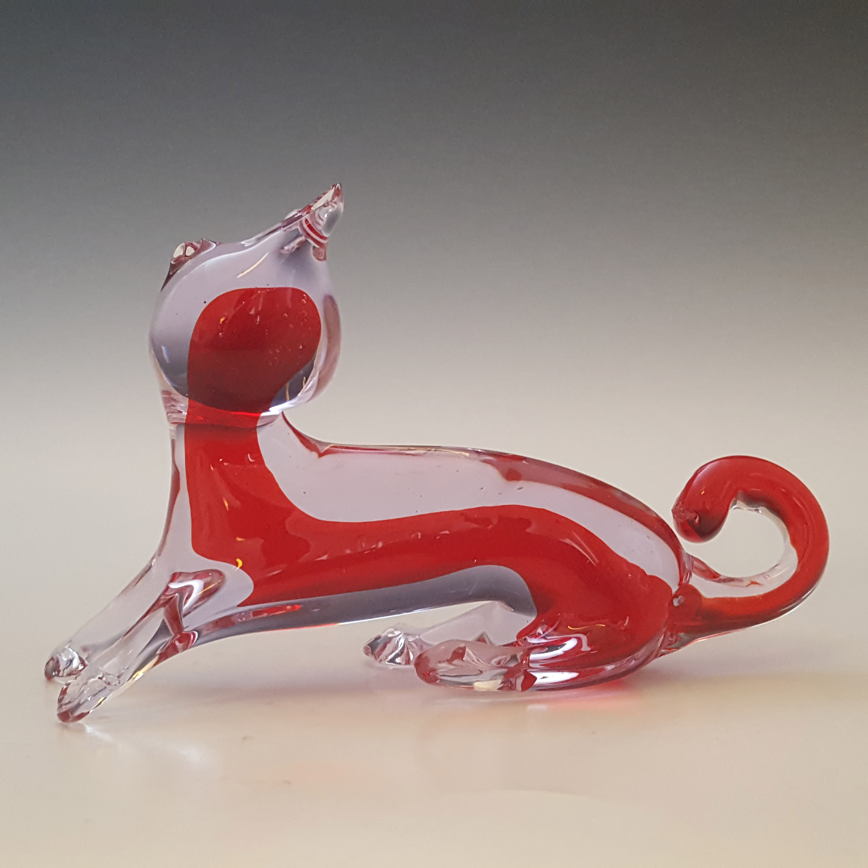 Murano Red & Blue / Lilac Neodymium Sommerso Glass Cat - Click Image to Close