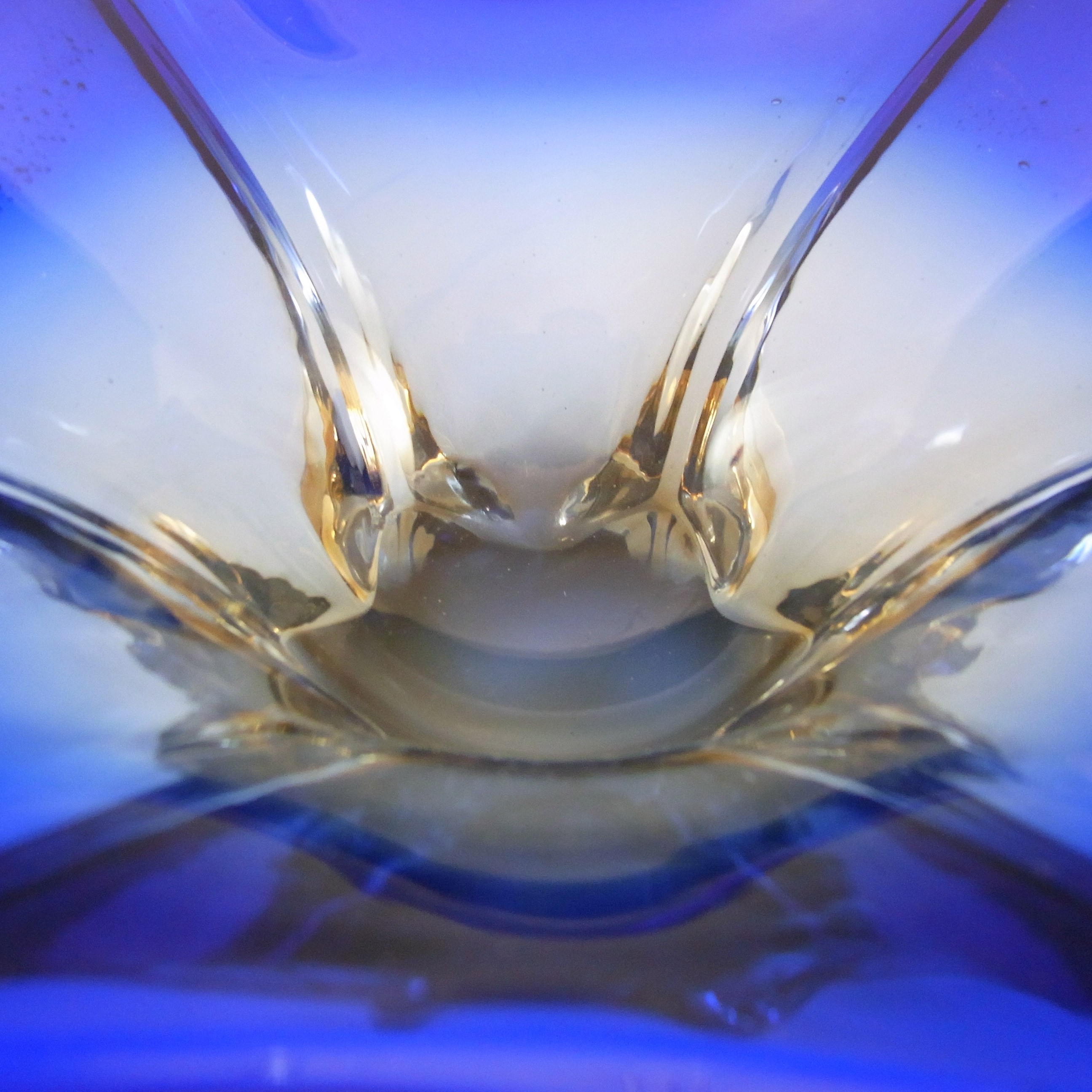 (image for) Cristallo Venezia Murano Blue & Amber Sommerso Glass Sculpture Bowl - Click Image to Close