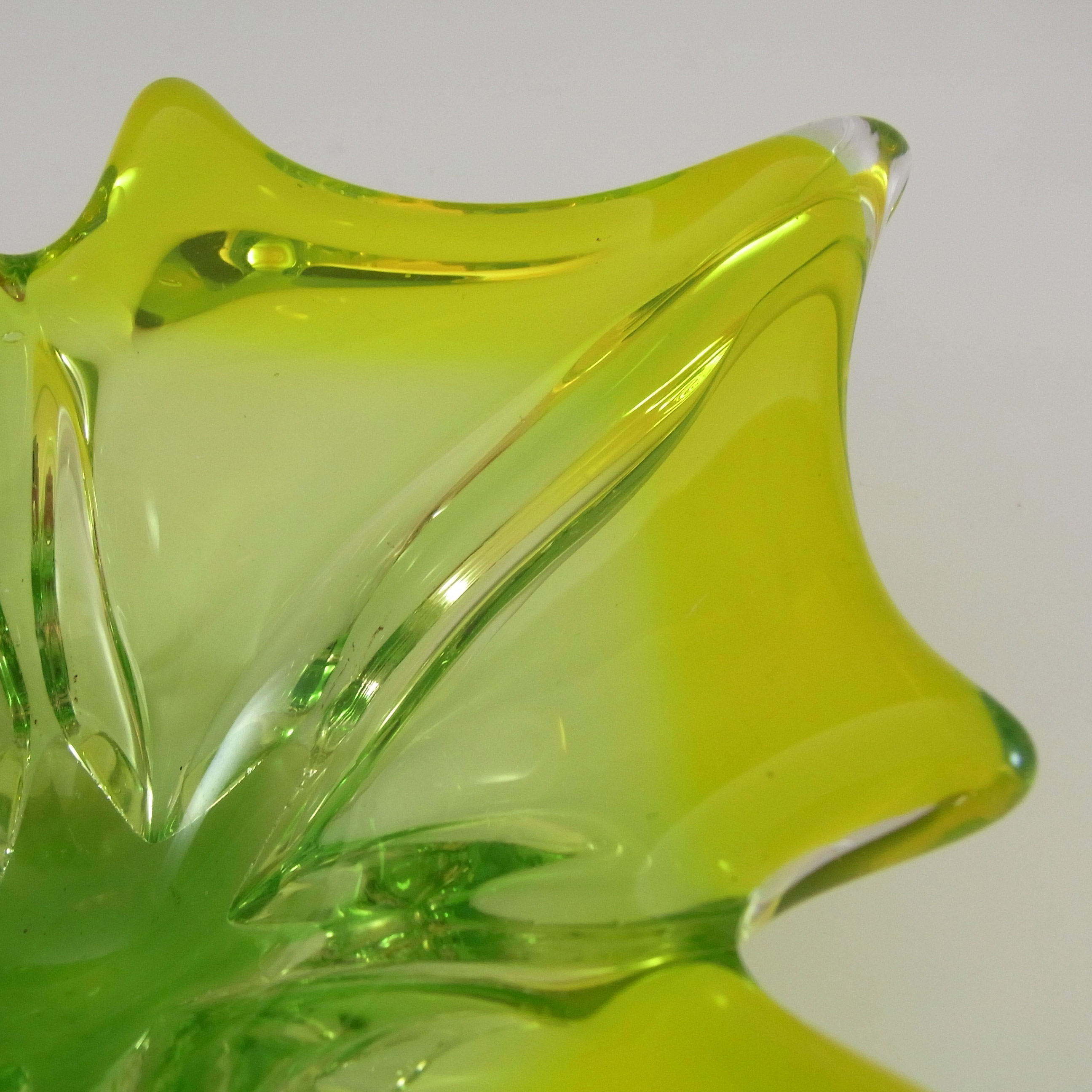 (image for) Cristallo Venezia Murano Green & Yellow Sommerso Glass Vintage Bowl - Click Image to Close