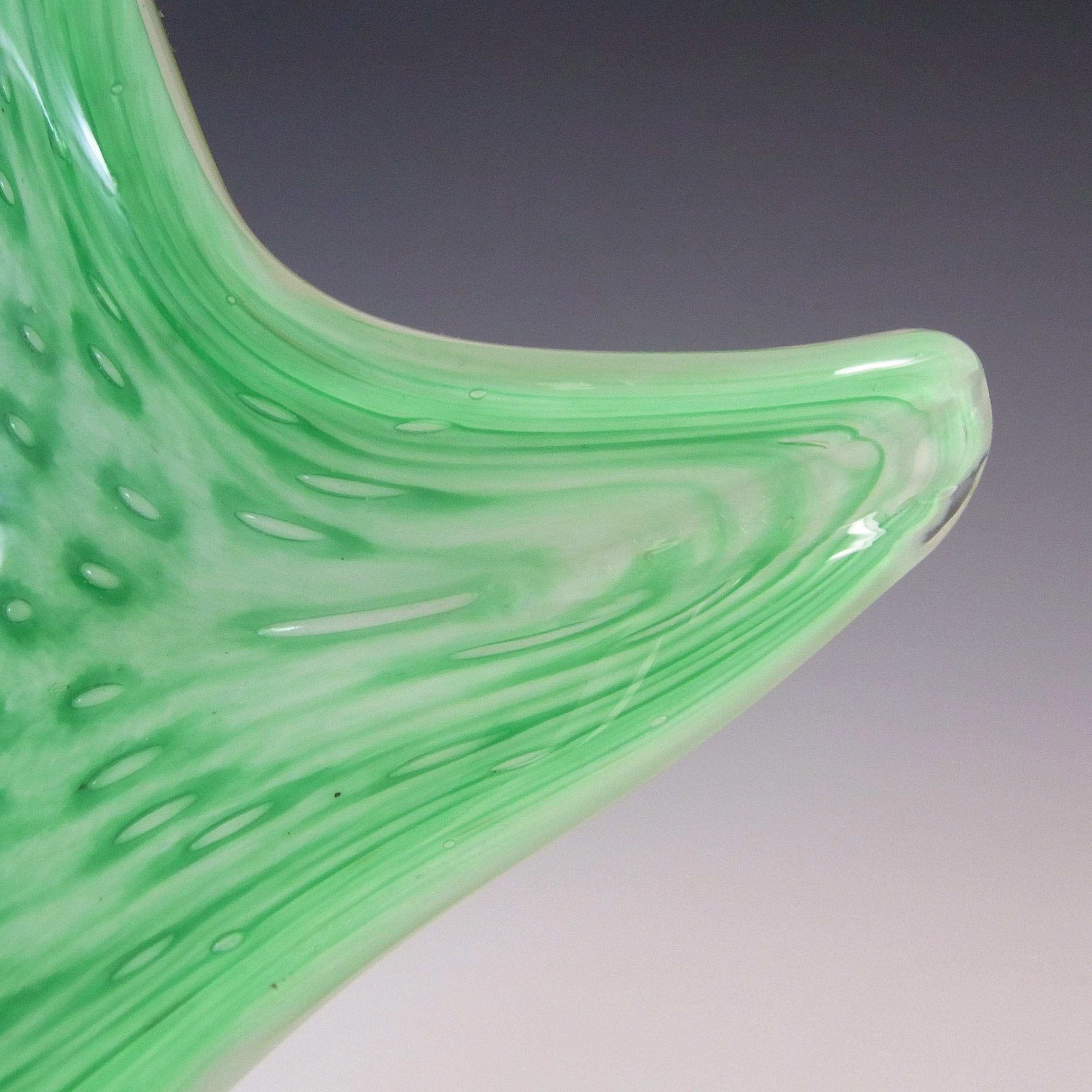 (image for) Murano / Venetian Green & White Cased Glass Bubble Bowl - Click Image to Close