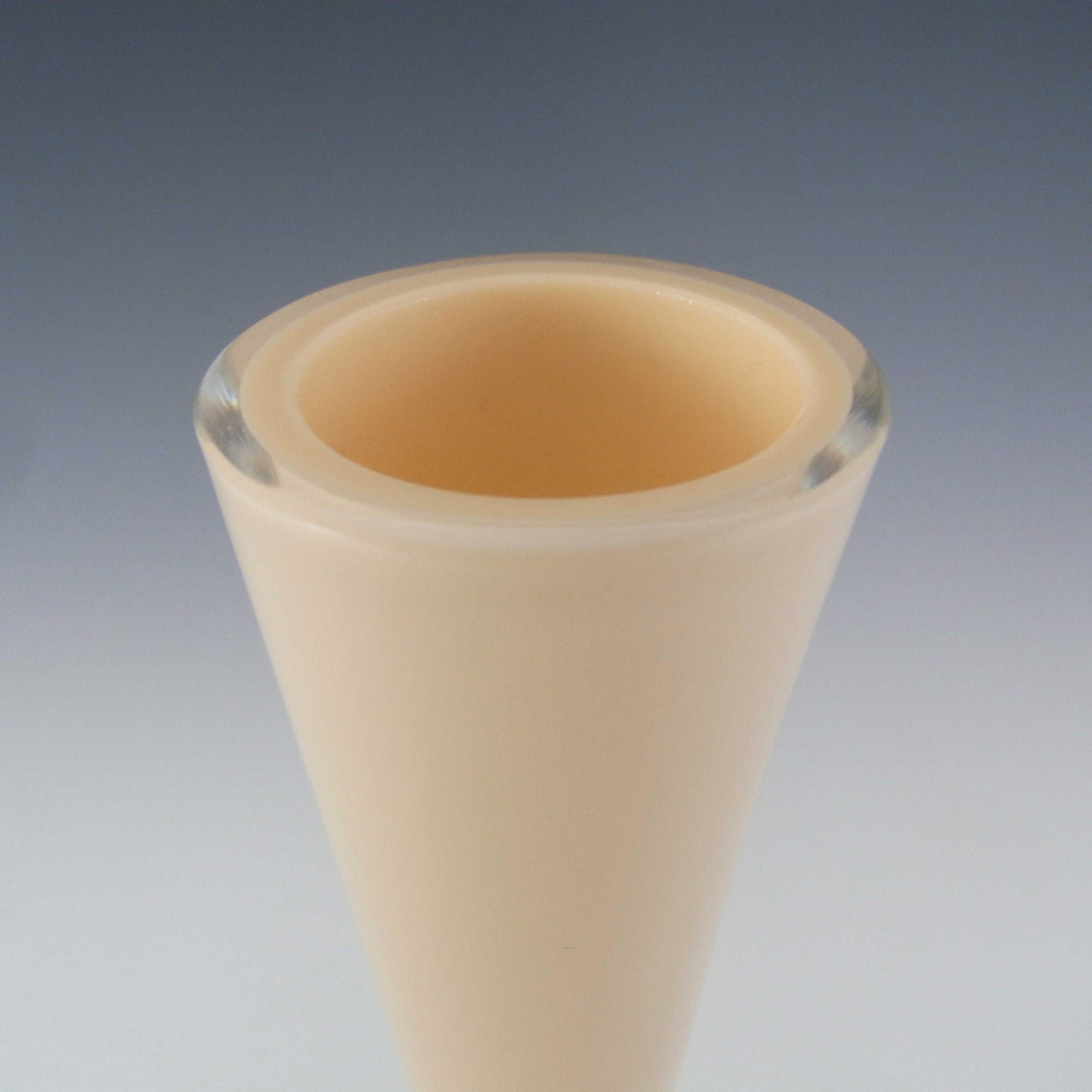 Normann Copenhagen Scandinavian Cream Cased Glass 'Swing' Vase - Click Image to Close