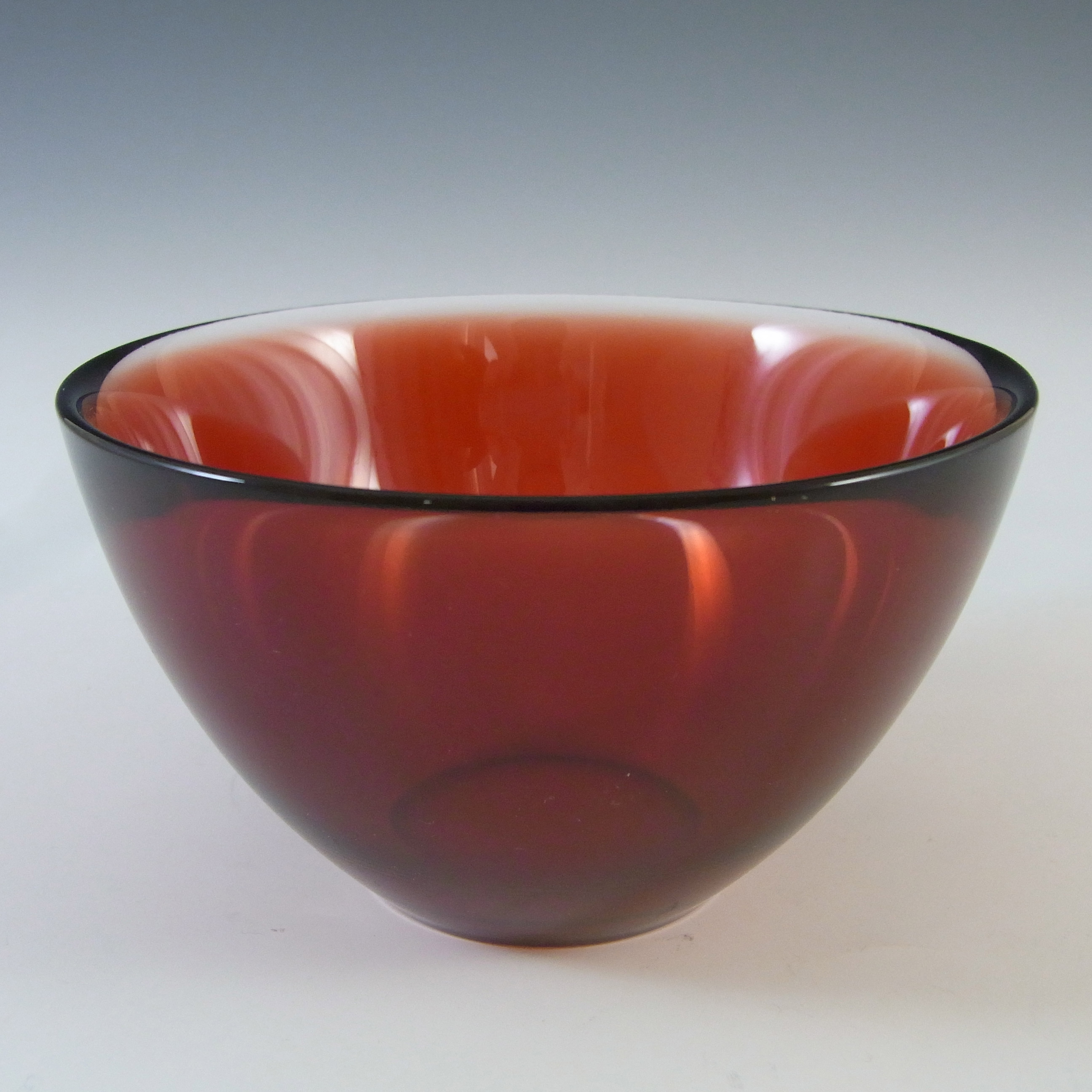 MARKED Orrefors Sven Palmqvist Small Red Glass Fuga Bowl - Click Image to Close