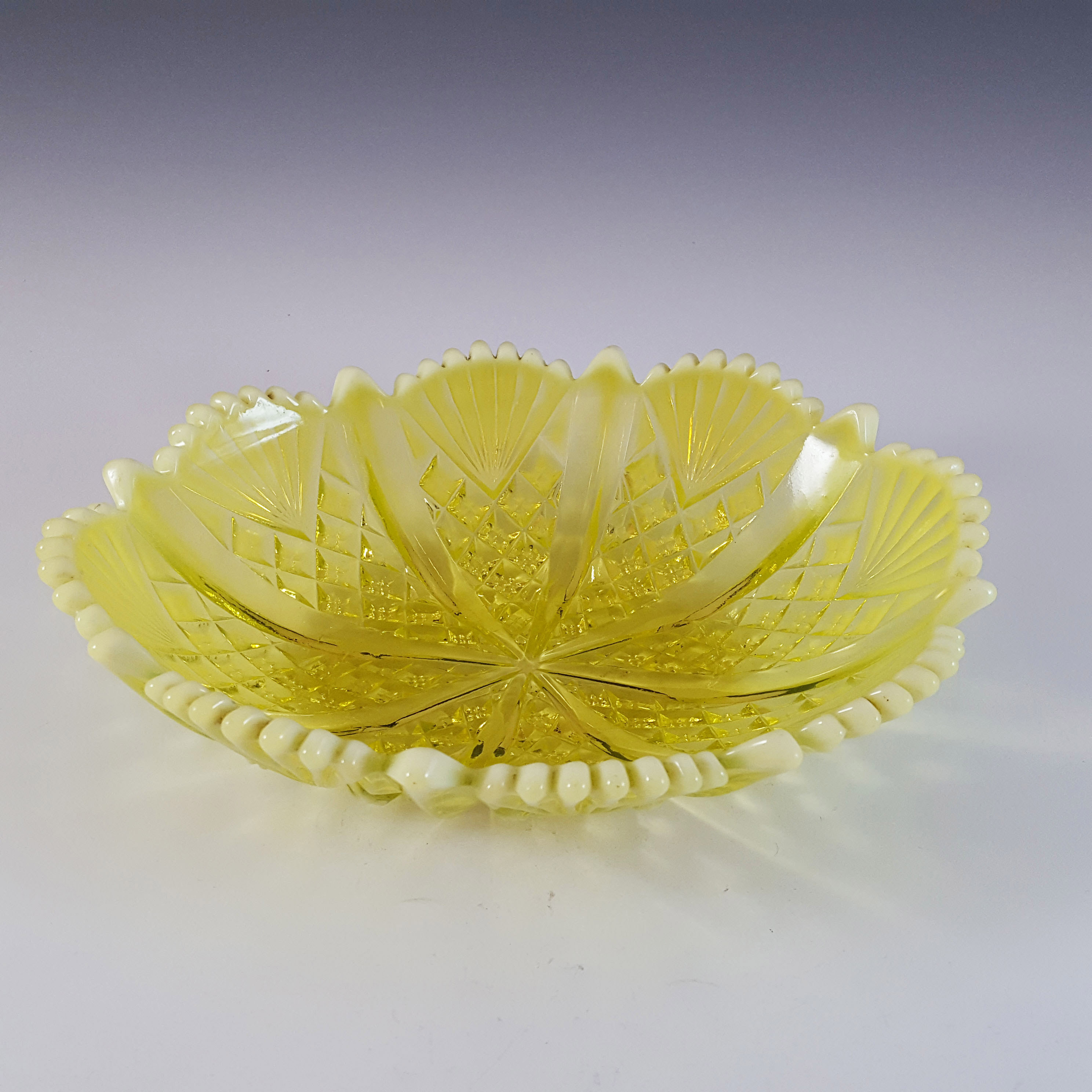 (image for) Davidson Primrose Pearline Uranium Glass 'Queens Crown' Bowl - Click Image to Close