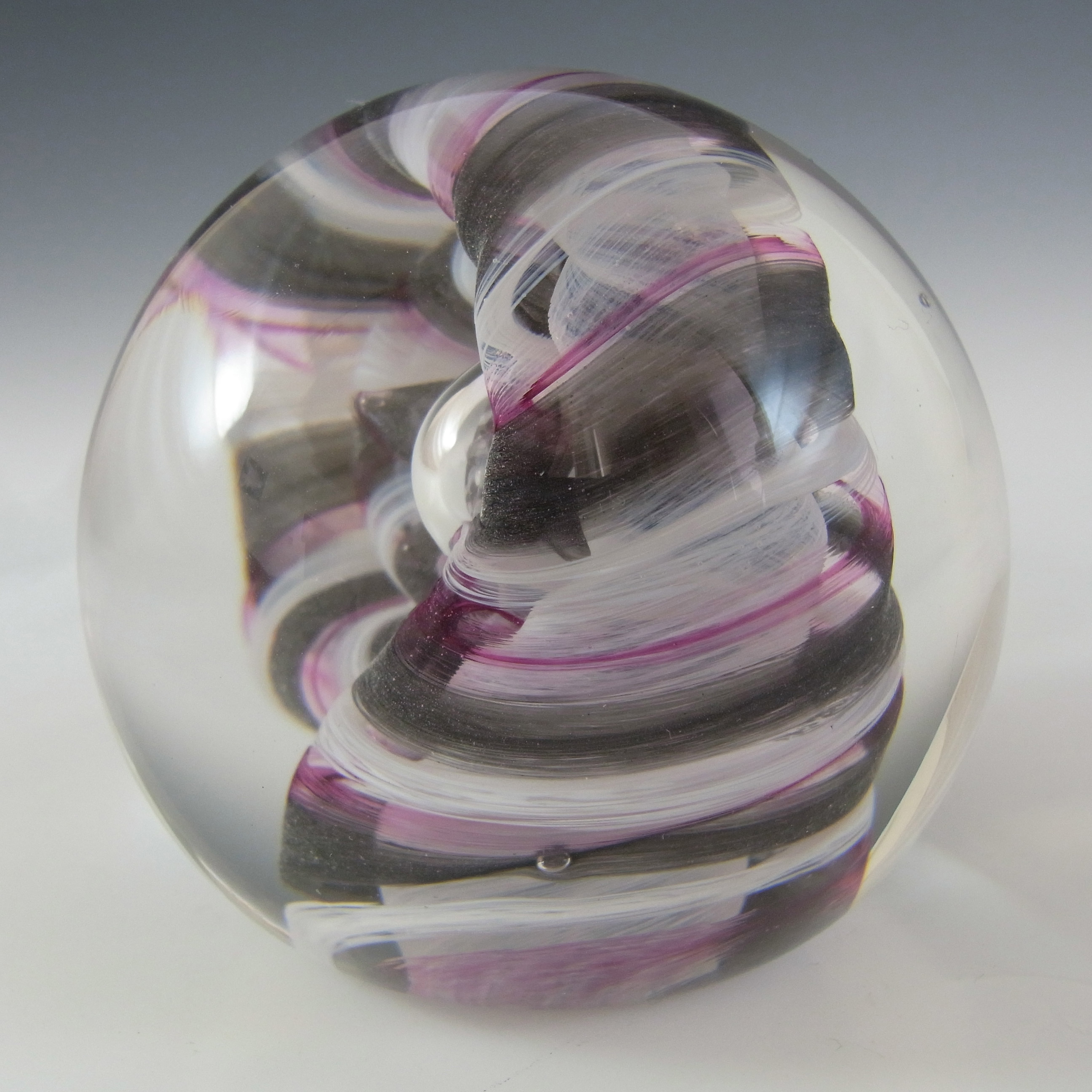 (image for) MARKED Caithness Pink, Black & White Glass "Ribbons" Paperweight - Click Image to Close