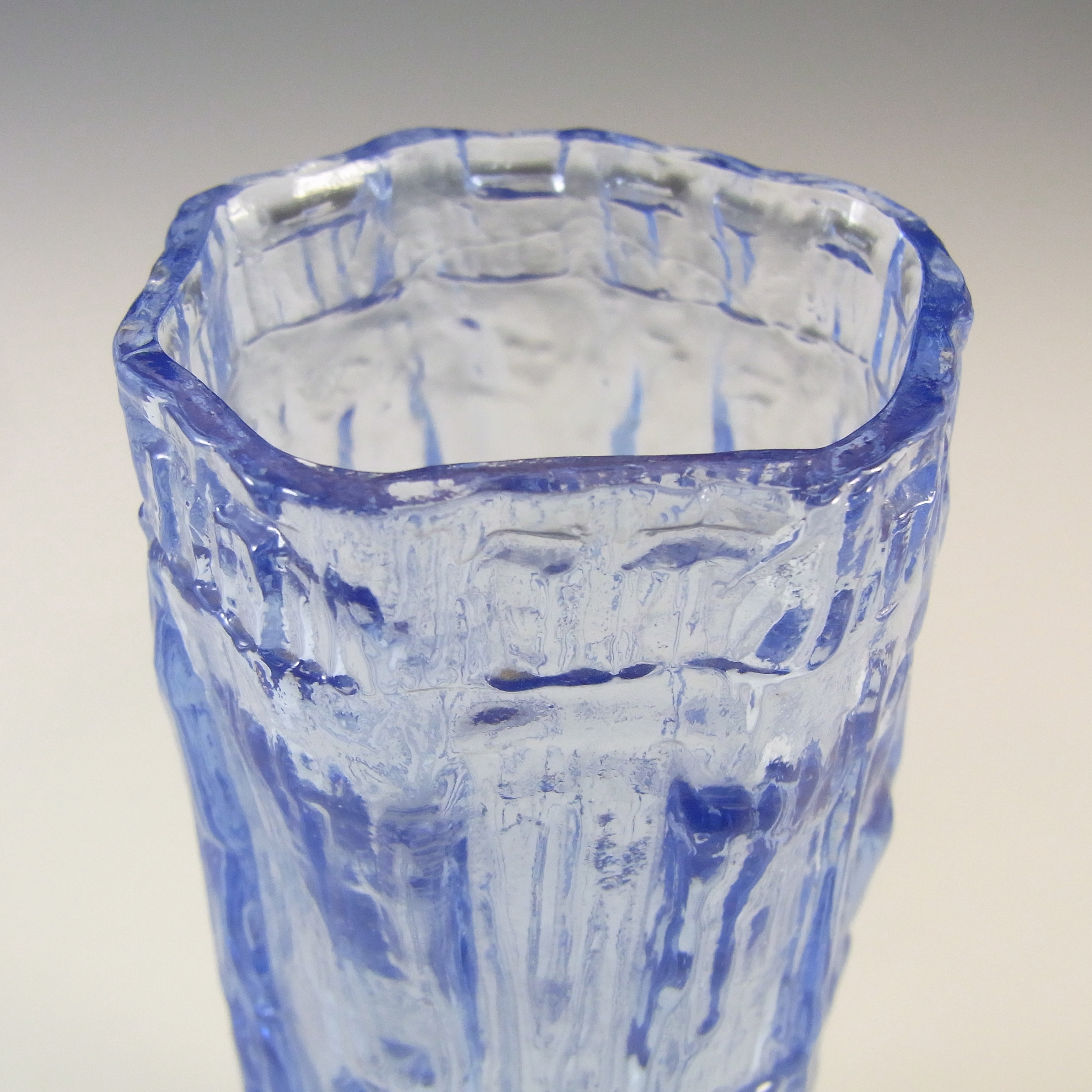 (image for) Ravenhead British Vintage Blue Glass Textured Bark Vase - Click Image to Close