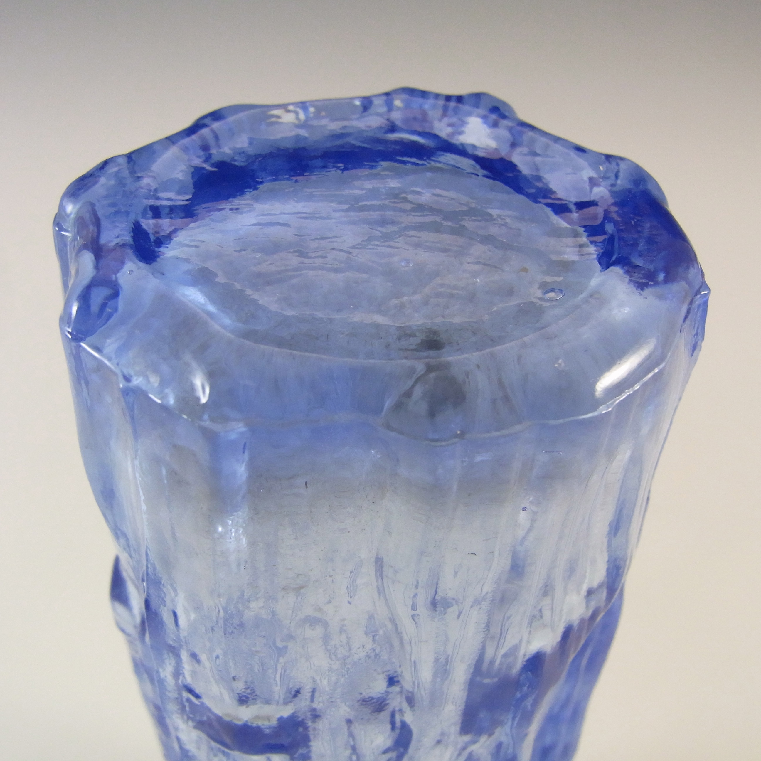 (image for) Ravenhead British Vintage Blue Glass Textured Bark Vase - Click Image to Close