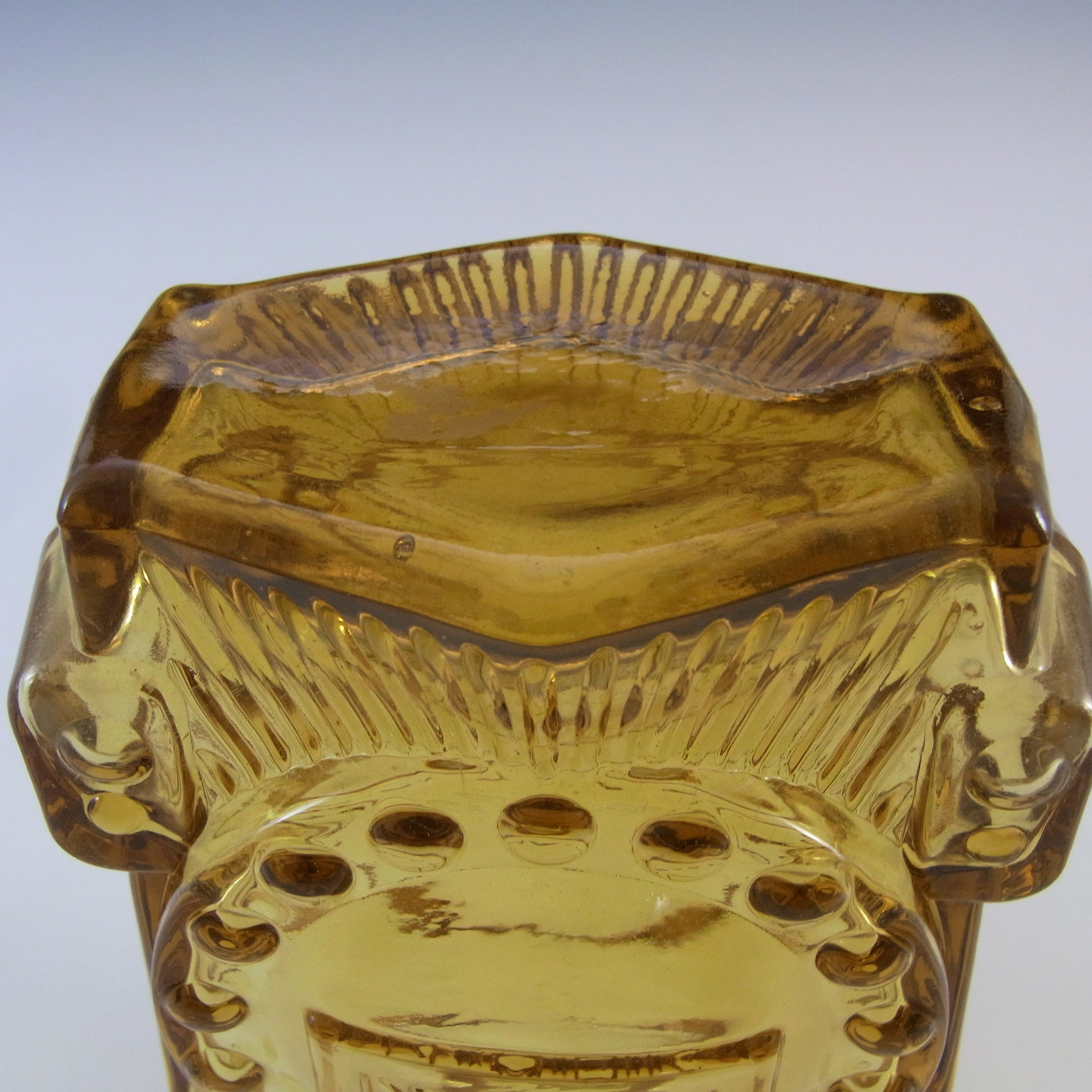Riihimaki 'Veturipullo' Riihimaen Siiroinen Amber Glass Bottle Vase - Click Image to Close