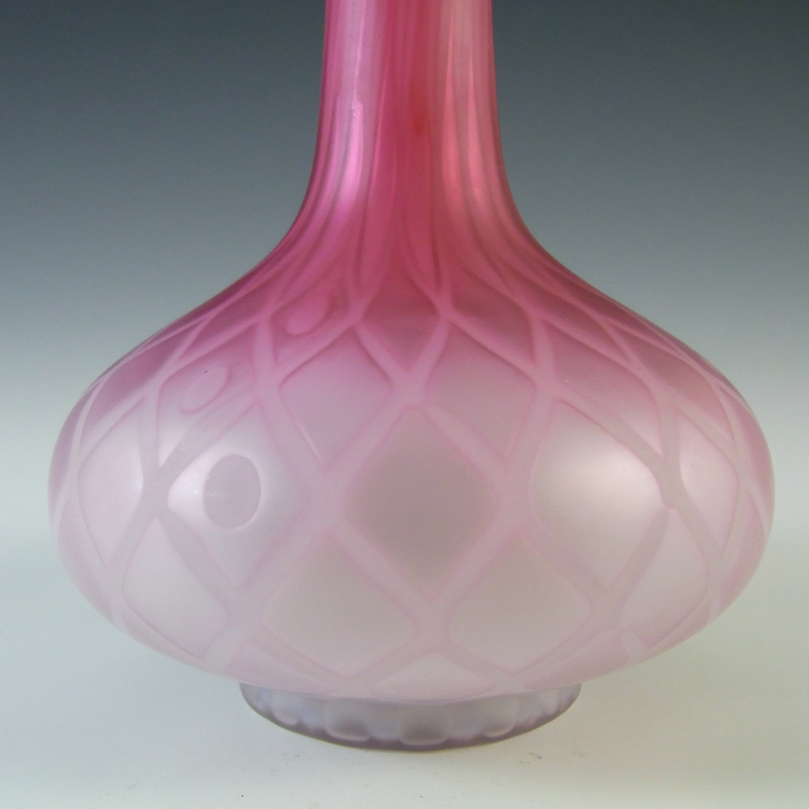 Victorian Satin Air Trap Pink & White Glass Antique Vase - Click Image to Close