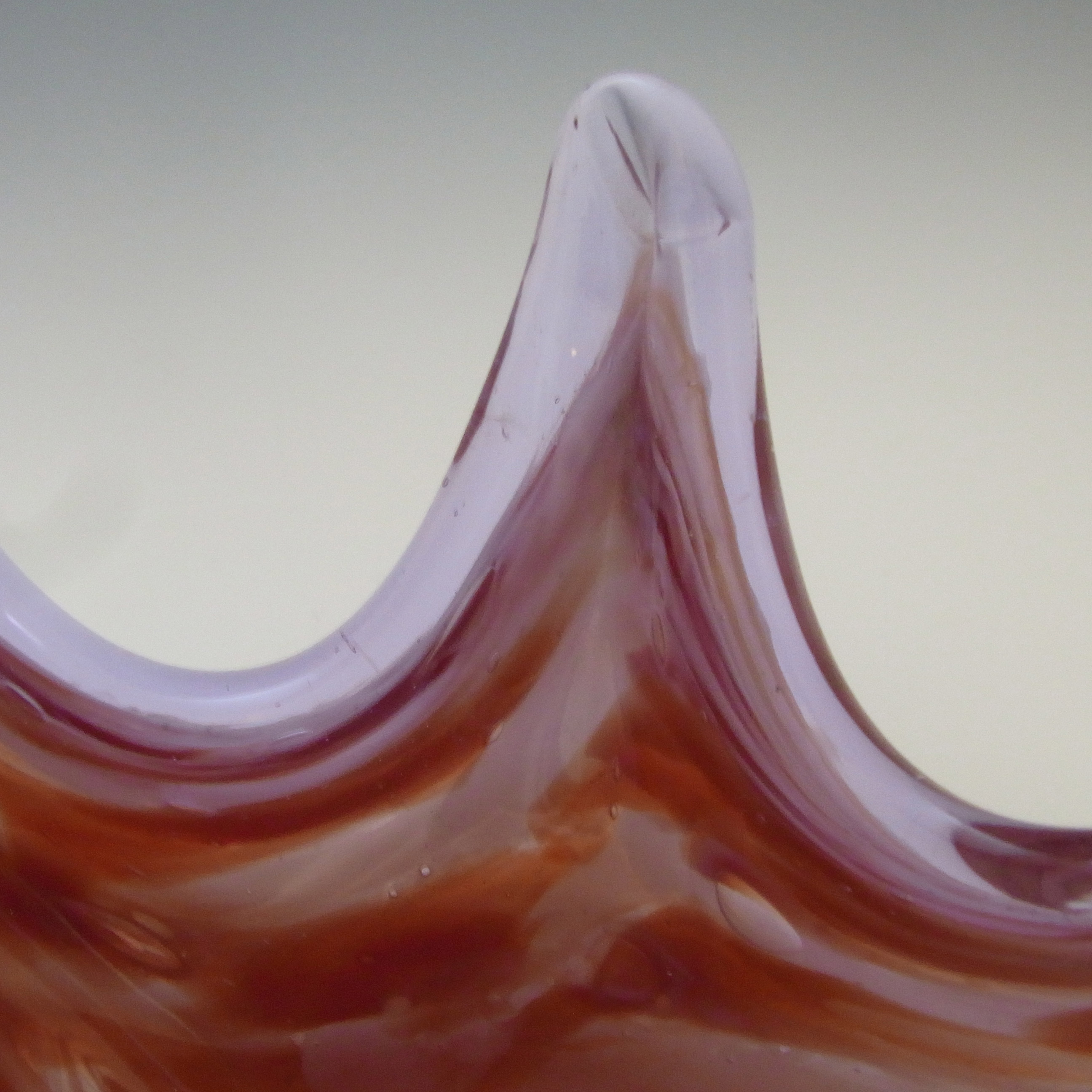 Viartec Murano Style Spanish Red & White Neodymium Glass Sculpture - Click Image to Close