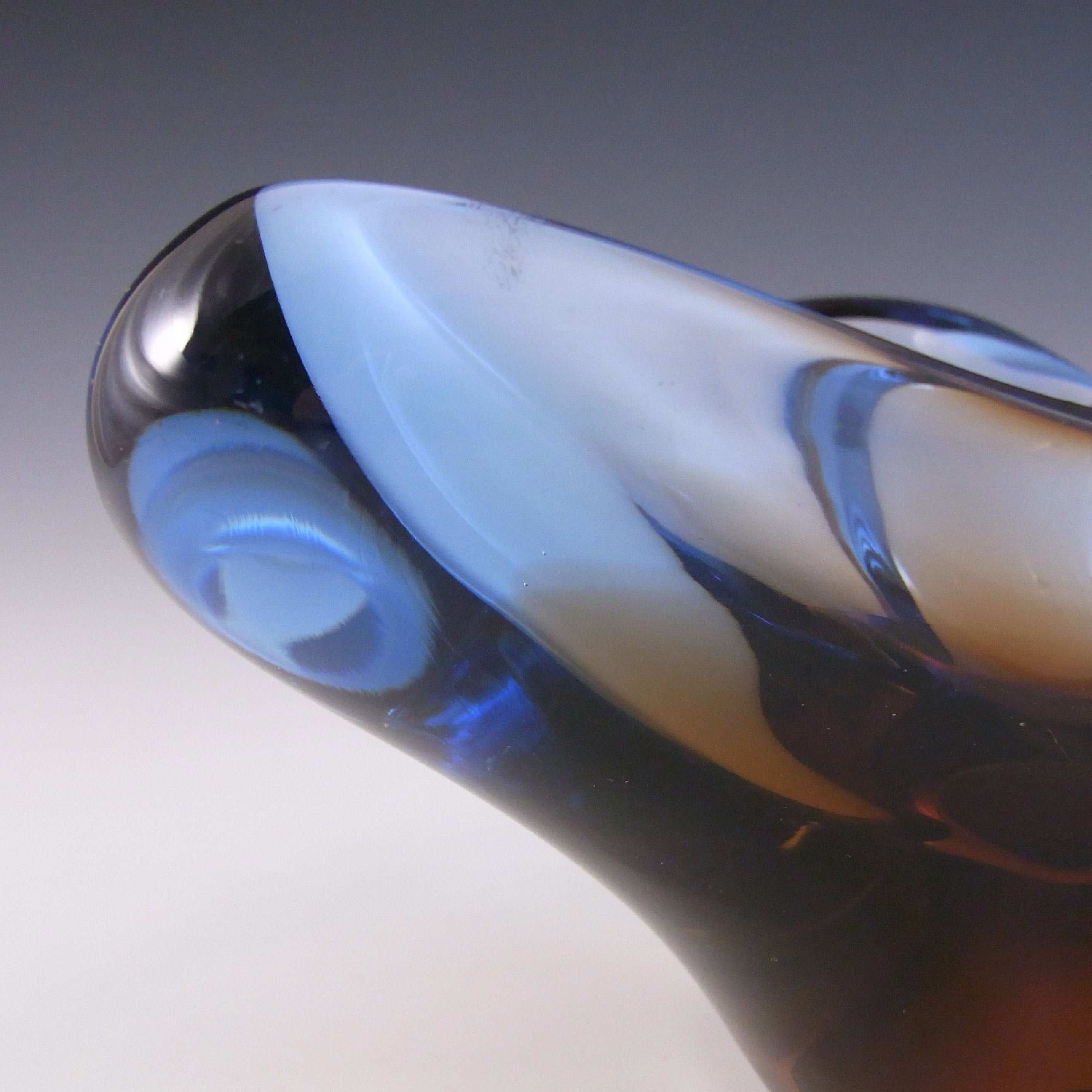 (image for) Skrdlovice #5991 Czech Brown & Blue Glass Bowl by Emanuel Beránek - Click Image to Close
